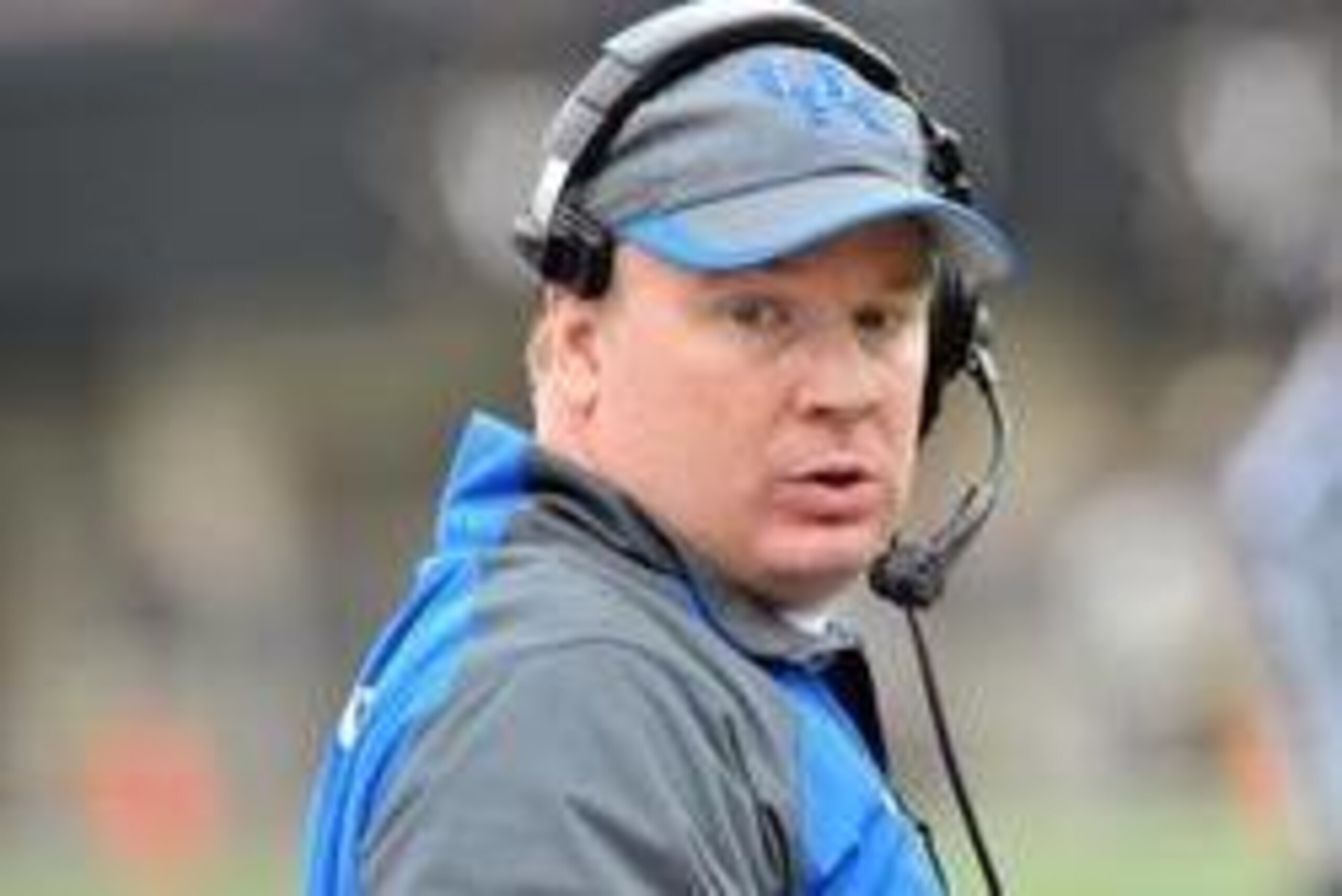 Nov 16, 2013; Nashville, TN, USA; Kentucky Wildcats head coach Mark Stoops during the first half against the Vanderbilt Commodores at Vanderbilt Stadium. Mandatory Credit: Jim Brown-USA TODAY Sports Nov 16, 2013; Nashville, TN, USA; Kentucky Wildcats head coach Mark Stoops during the first half against the Vanderbilt Commodores at Vanderbilt Stadium. Mandatory Credit: Jim Brown-USA TODAY Sports