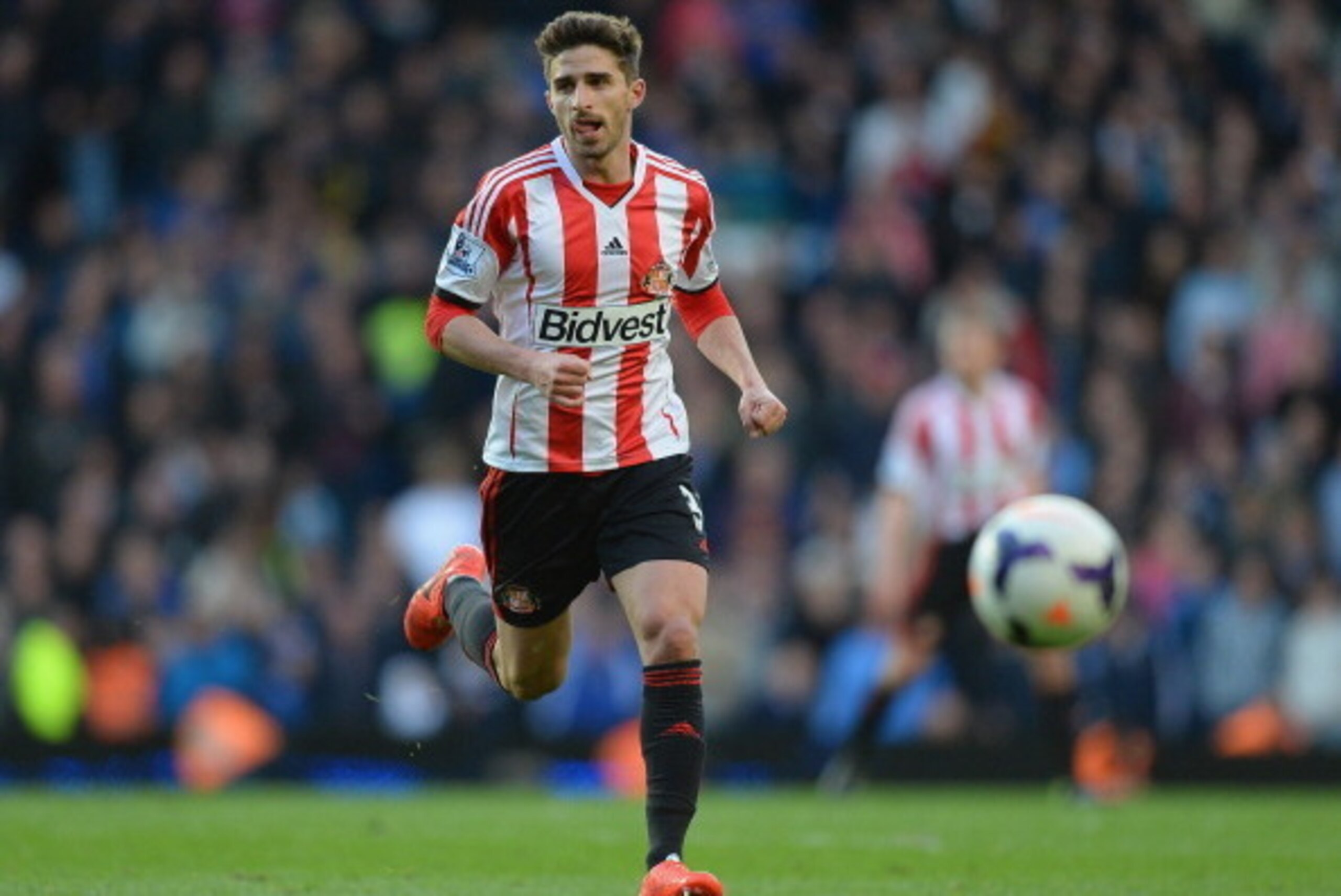 LONDON, ENGLAND - APRIL 19:  Fabio Borini of Sunderland in action during the Barclays Premier League match between Chelsea and Sunderland at Stamford Bridge on April 19, 2014 in London, England.  (Photo by Mike Hewitt/Getty Images)