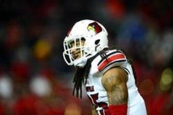 Dec 5, 2013; Cincinnati, OH, USA; Louisville Cardinals safety Calvin Pryor (25) against the Cincinnati Bearcats at Nippert Stadium. Mandatory Credit: Andrew Weber-USA TODAY Sports