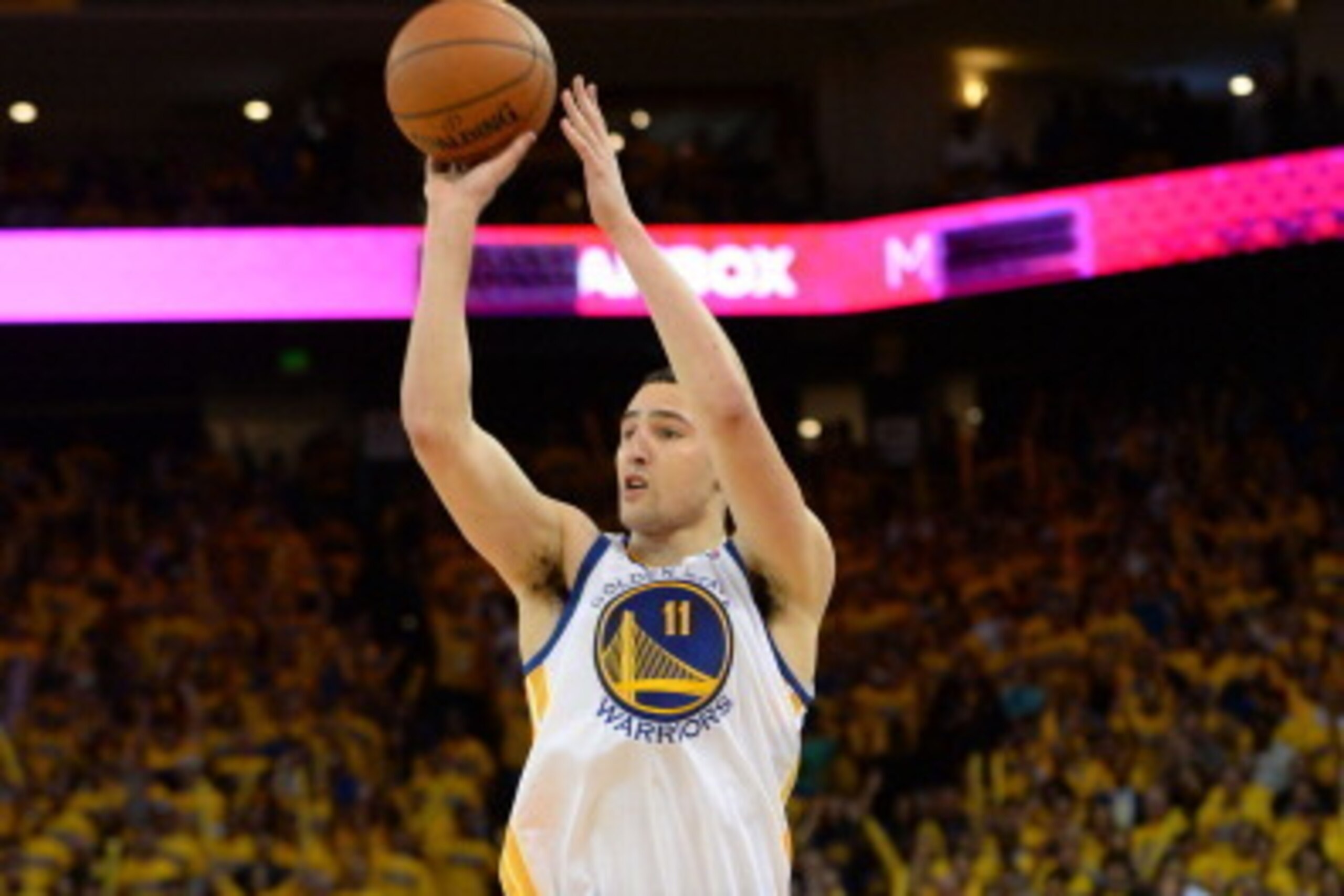 OAKLAND, CA - APRIL 24: Klay Thompson #11 of the Golden State Warriors takes a shot against the Los Angeles Clippers in Game Three of the Western Conference Quarterfinals during the 2014 NBA Playoffs on April 24, 2014 at Oracle Arena in Oakland, Californi