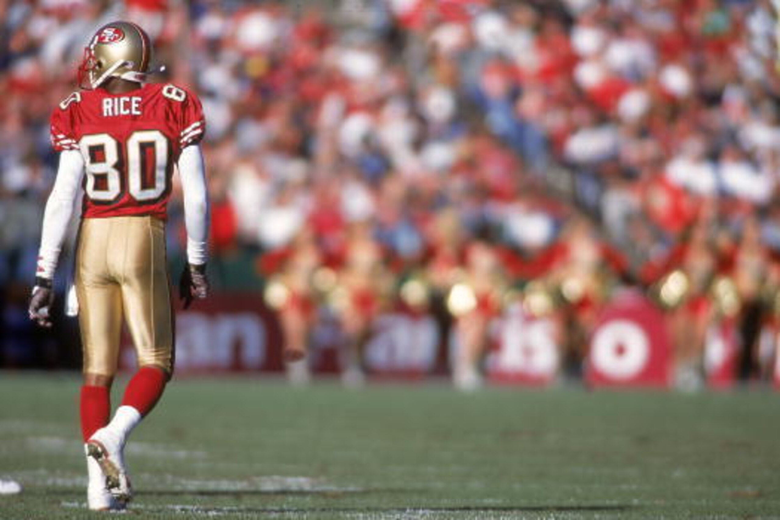 17 Dec 2000:  Jerry Rice #80 of the San Francisco 49ers looks off during the game against the Chicago Bears at the 3Com Park in San Francisco, California. The 49ers defeated the Bears 17-0.Mandatory Credit: Jed Jacobsohn  /Allsport