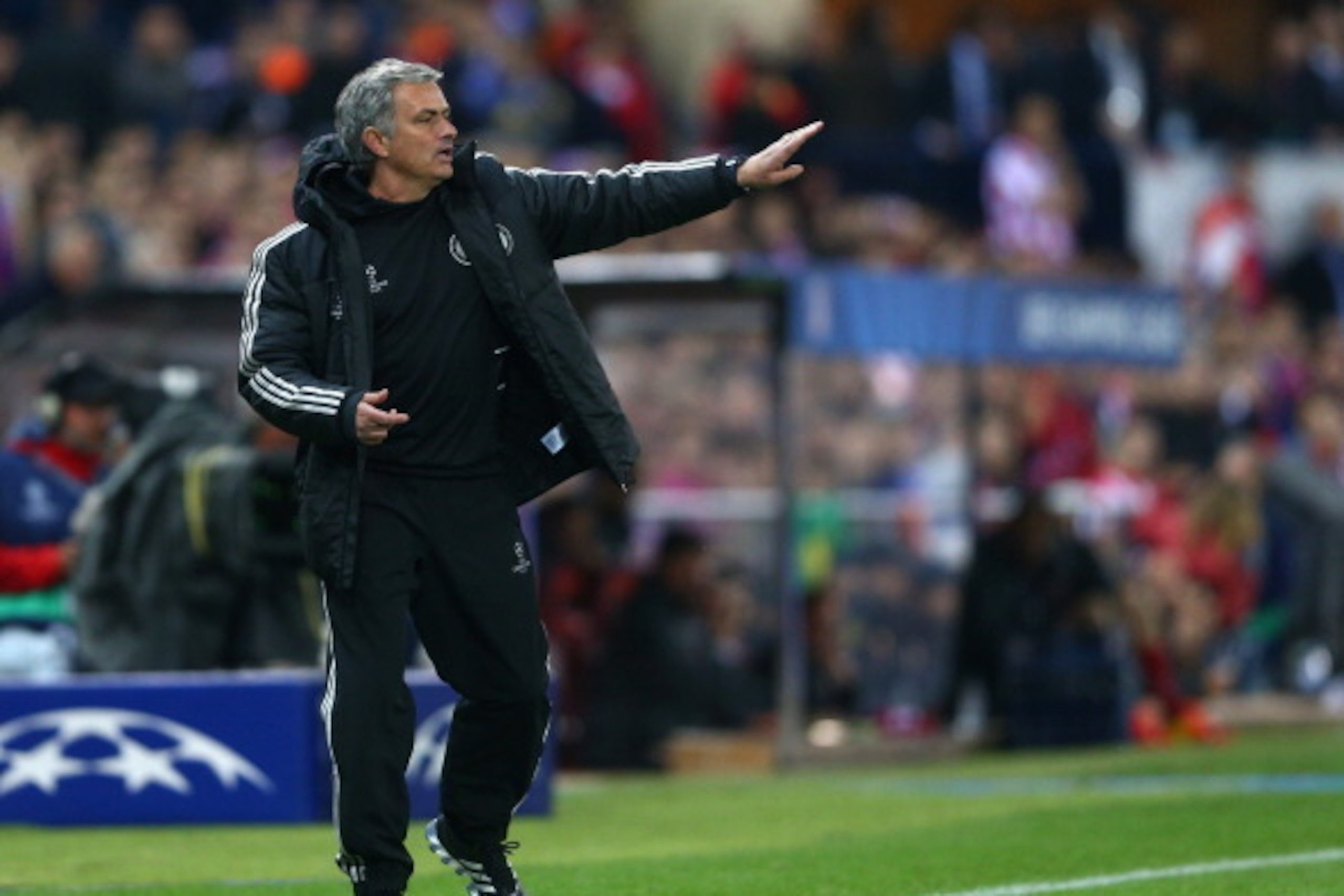 MADRID, SPAIN - APRIL 22:  Manager Jose Mourinho of Chelsea looks on from the dug out during the UEFA Champions League Semi Final first leg match between Club Atletico de Madrid and Chelsea at Vicente Calderon Stadium on April 22, 2014 in Madrid, Spain.  