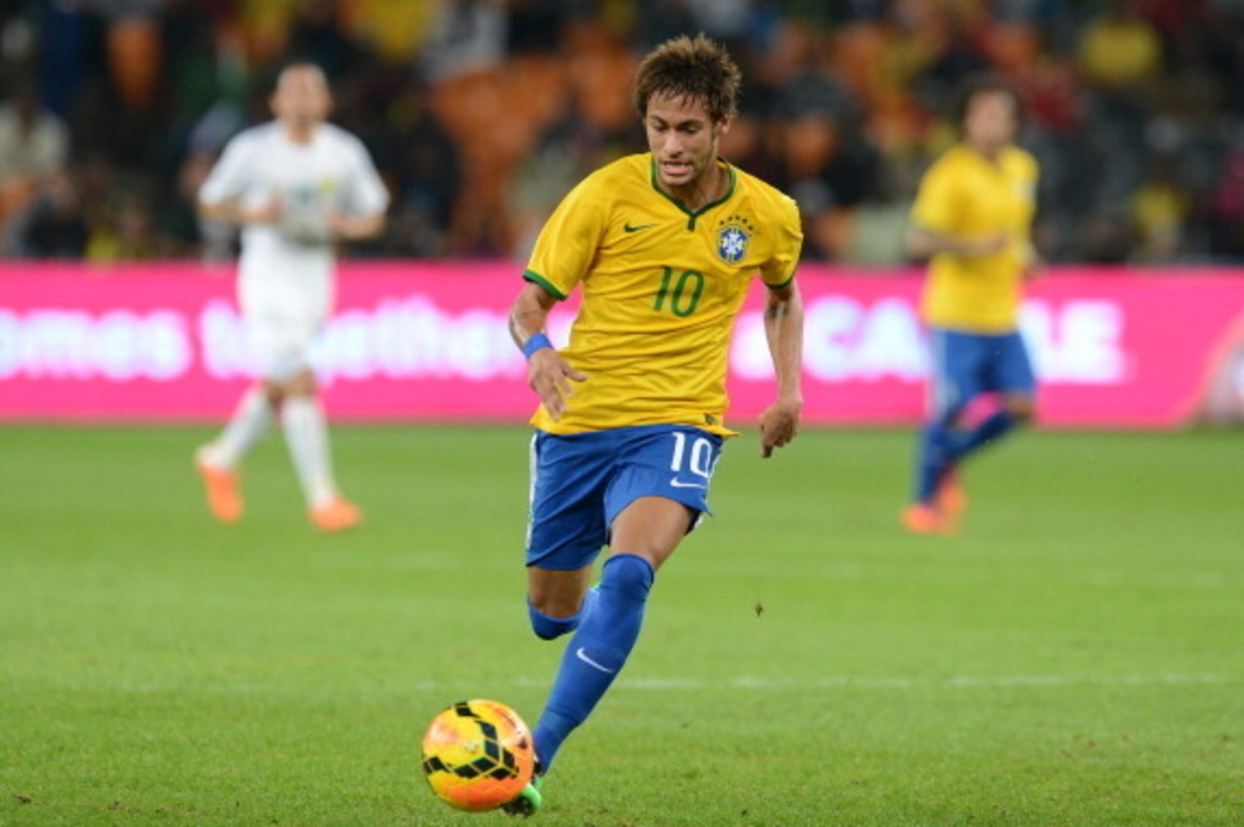 JOHANNESBURG, SOUTH AFRICA - MARCH 05:  Neymar of Brazil  during the International Friendly match between South Africa and Brazil at FNB Stadium on March 05, 2014 in Johannesburg, South Africa. (Photo by Lefty Shivambu/Gallo Images/Getty Images)