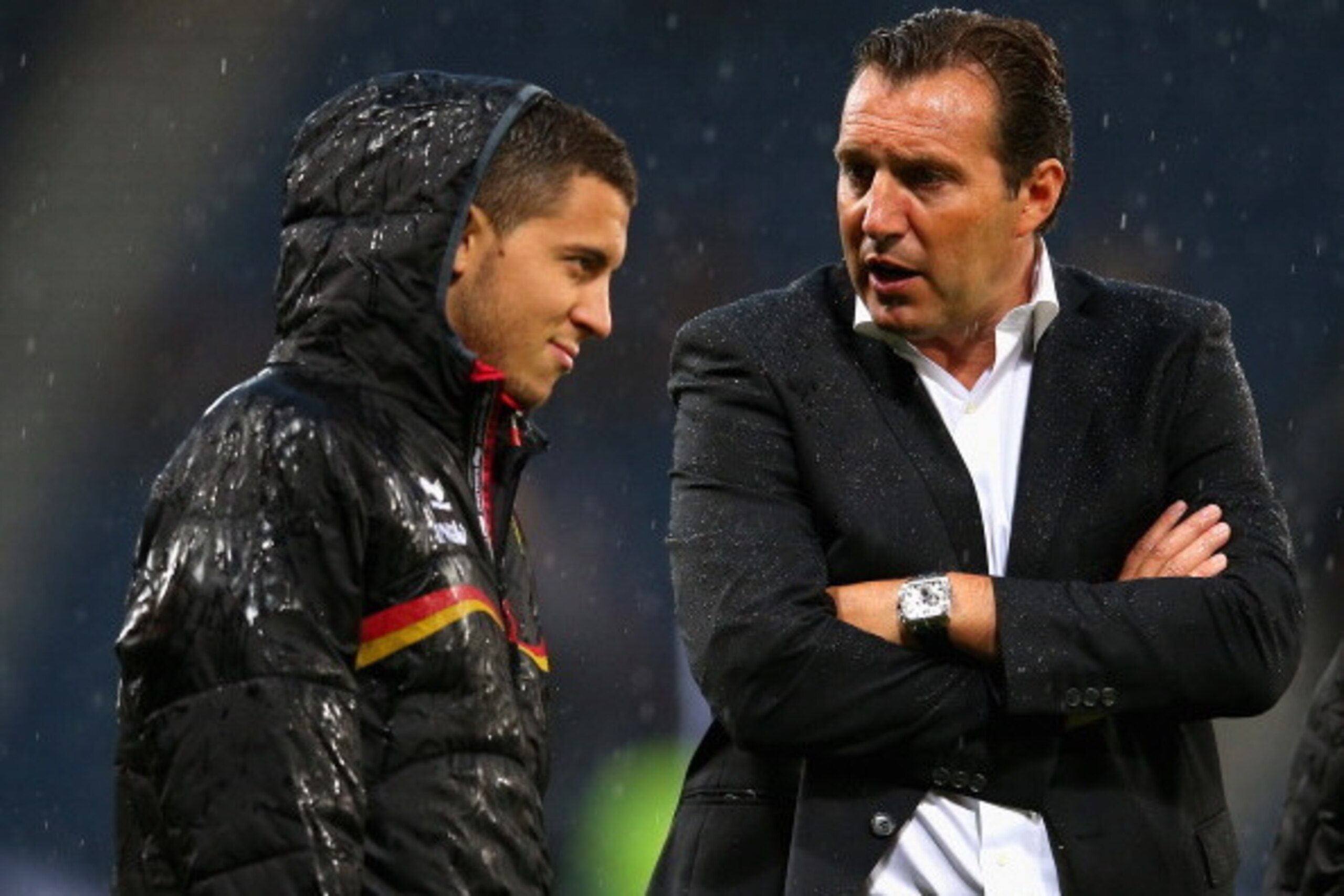 GLASGOW, SCOTLAND - SEPTEMBER 06:  Marc Wilmots, coach of Belgium talks to Eden Hazard of Belgium before the FIFA 2014 World Cup Qualifying Group A match between Scotland and Belgium at Hampden Park on September 6, 2013 in Glasgow, Scotland.  (Photo by Ju