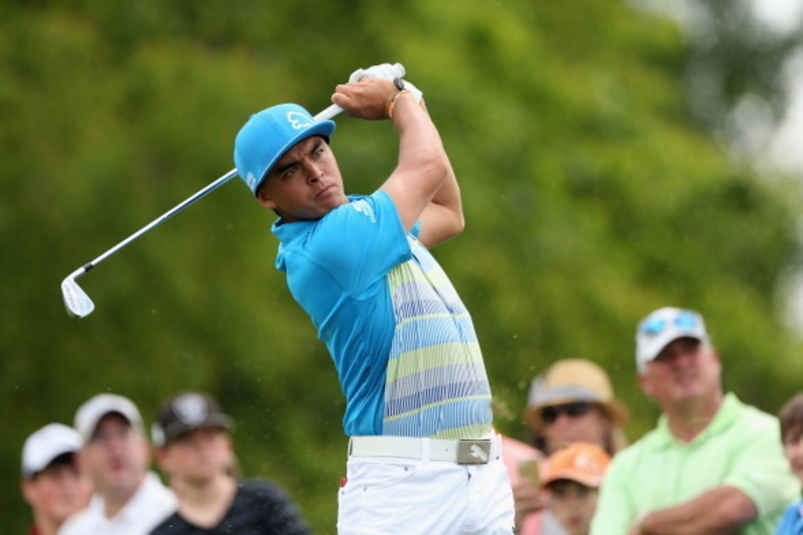 AVONDALE, LA - APRIL 25: Rickie Fowler tees off on the 3rd during Round Two of the Zurich Classic of New Orleans at TPC Louisiana on April 25, 2014 in Avondale, Louisiana.  (Photo by Chris Graythen/Getty Images)