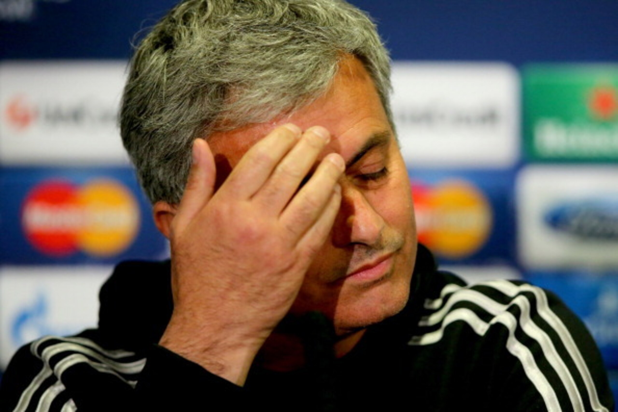 COBHAM, ENGLAND - APRIL 29:  Chelsea manager Jose Mourinho talks to the media at the Chelsea press conference at Stamford Bridge on April 29, 2014 in London, England.  (Photo by Clive Rose/Getty Images)
