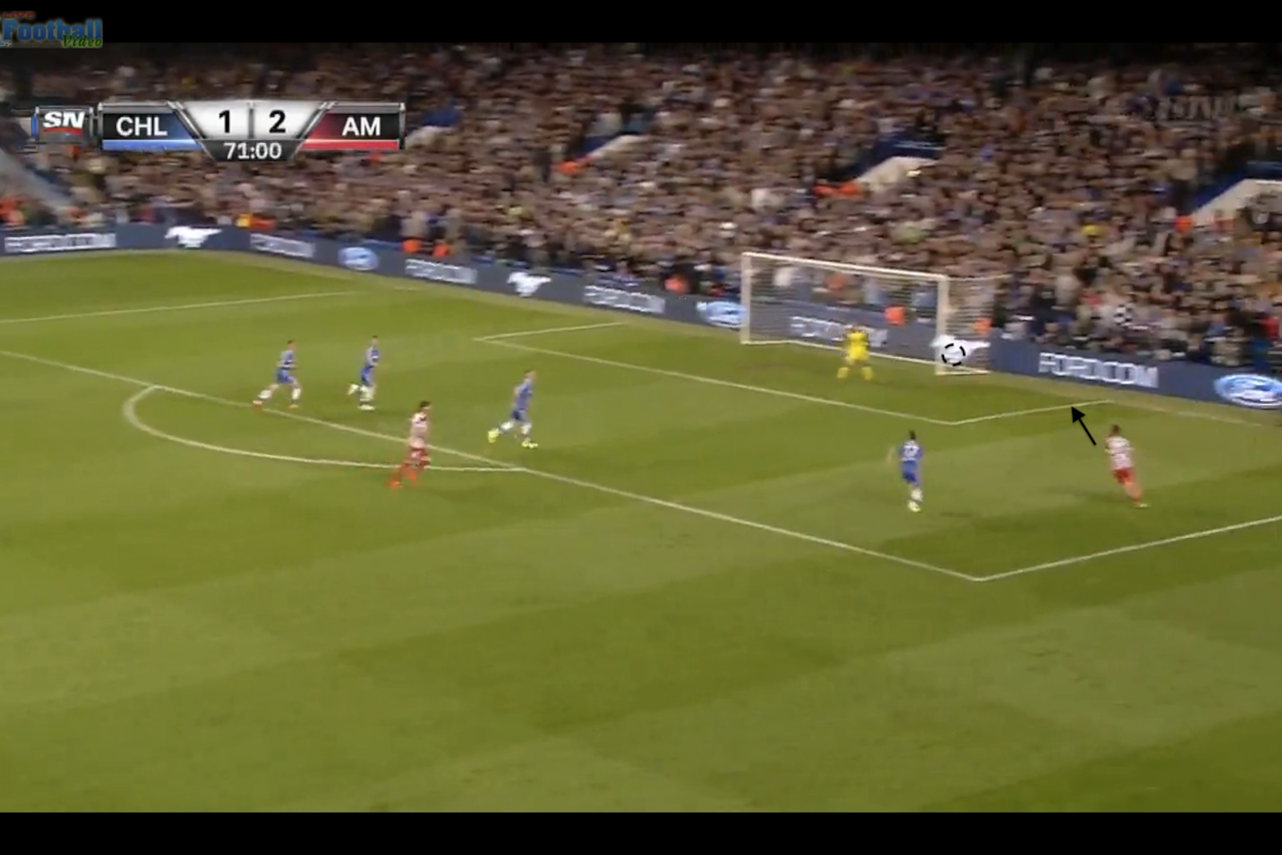 Juanfran Steals A March On Hazard