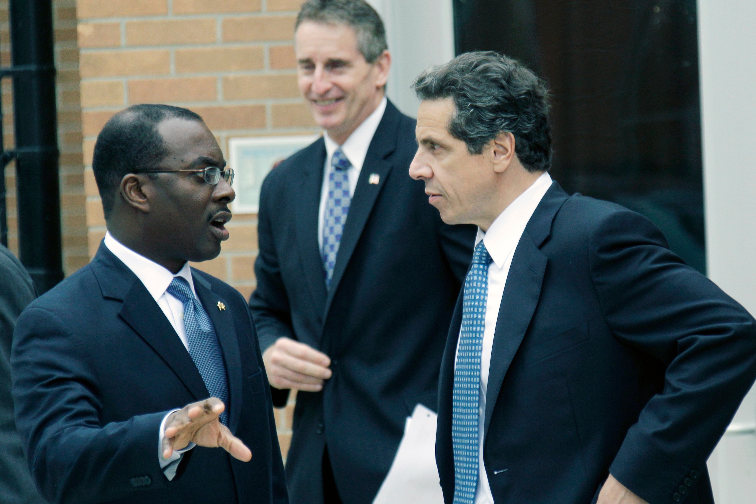Buffalo Mayor Byron Brown and New York Governor Andrew Cuomo confer. Buffalo Mayor Byron Brown and New York Governor Andrew Cuomo confer.