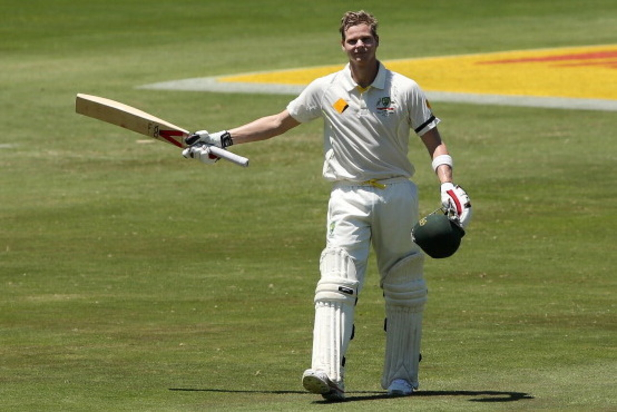 CENTURION, SOUTH AFRICA - FEBRUARY 13:  Steven Smith of Australia celebrates after reaching 100 runs during day two of the First Test match between South Africa and Australia on February 13, 2014 in Centurion, South Africa.  (Photo by Morne de Klerk/Getty