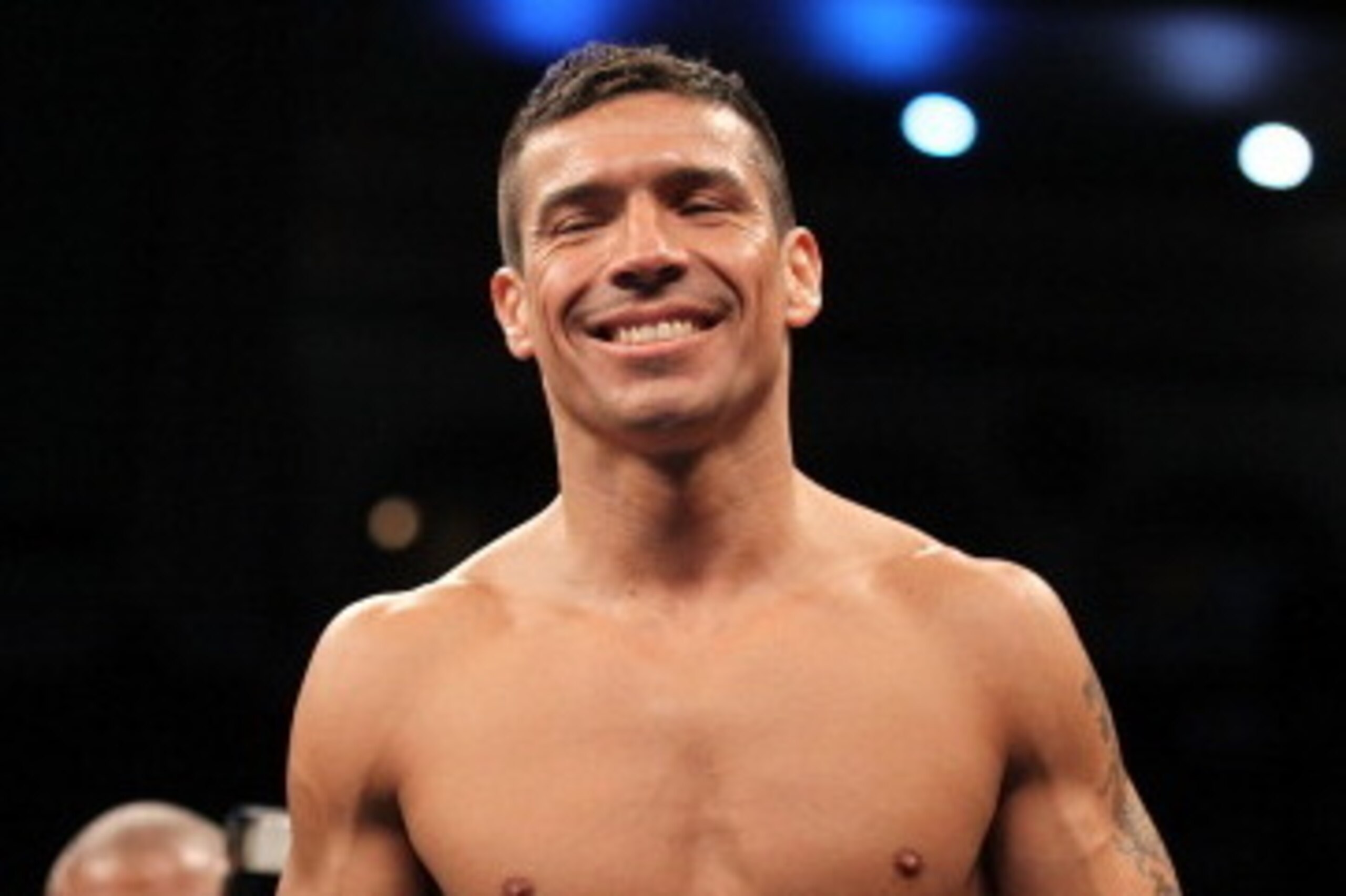 ATLANTIC CITY, NJ - NOVEMBER 20: Sergio Martinez enters the ring against Paul Williams for the Middleweight Championship fight on November 20, 2010 at The Boardwalk Hall in Atlantic City, New Jersey. (Photo by Al Bello/Getty Images) ATLANTIC CITY, NJ - NOVEMBER 20: Sergio Martinez enters the ring against Paul Williams for the Middleweight Championship fight on November 20, 2010 at The Boardwalk Hall in Atlantic City, New Jersey. (Photo by Al Bello/Getty Images)