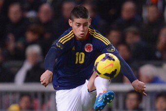 AMSTERDAM, NETHERLANDS - NOVEMBER 19:  James Rodriguez of Colombia runs with the ball during the International Friendly match between Netherlands and Colombia at Amsterdam ArenA on November 19, 2013 in Amsterdam, Netherlands.  (Photo by Lars Baron/Getty I