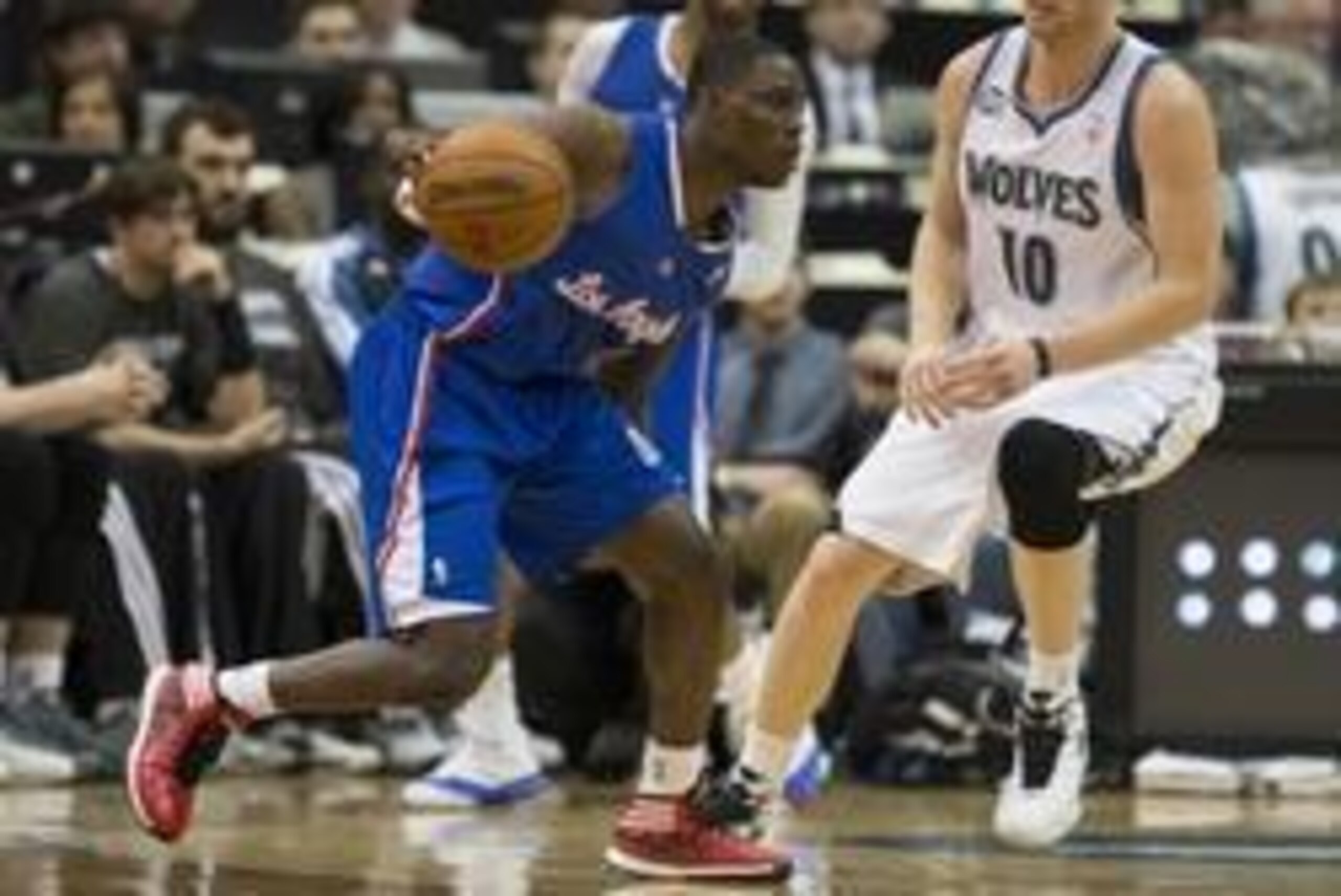 Mar 31, 2014; Minneapolis, MN, USA; Los Angeles Clippers guard Darren Collison (2) dribbles the ball in the second half against the Minnesota Timberwolves at Target Center. The Clippers won 114-104. Mandatory Credit: Jesse Johnson-USA TODAY Sports