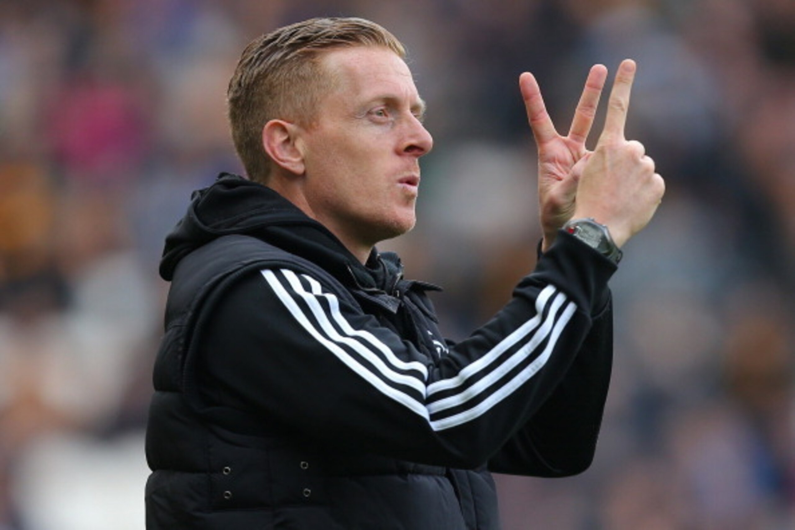 HULL, ENGLAND - APRIL 05:  Swansea City manager Garry Monk during the Barclays Premier League match between Hull City and Swansea City at KC Stadium on April 5, 2014 in Hull, England. (Photo by Dave Thompson/Getty Images)