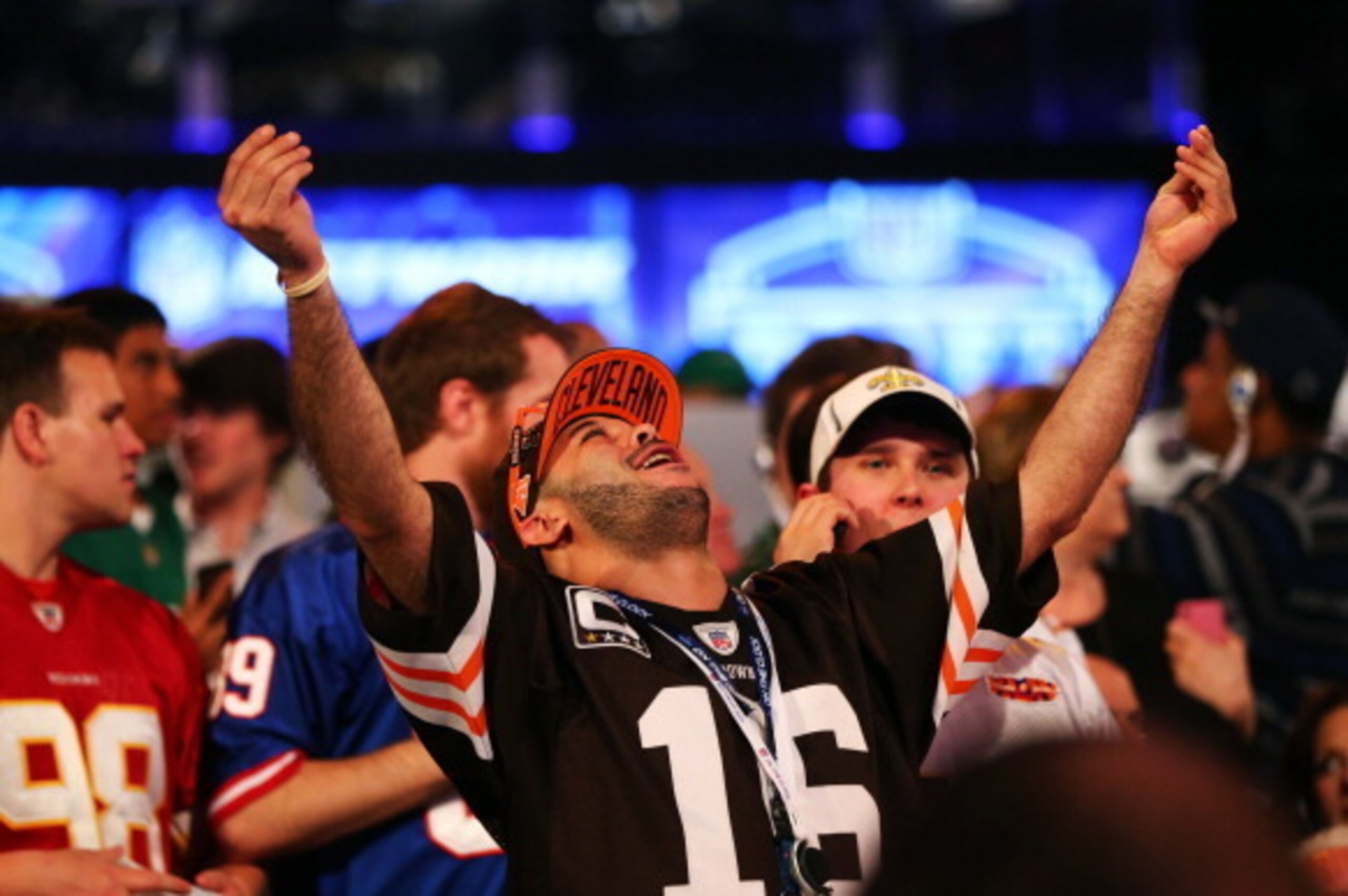 NEW YORK, NY - MAY 08:  A fan reacts as Johnny Manziel of the Texas A&M Aggies is picked #22 overall by the Cleveland Browns during the first round of the 2014 NFL Draft at Radio City Music Hall on May 8, 2014 in New York City.  (Photo by Elsa/Getty Image