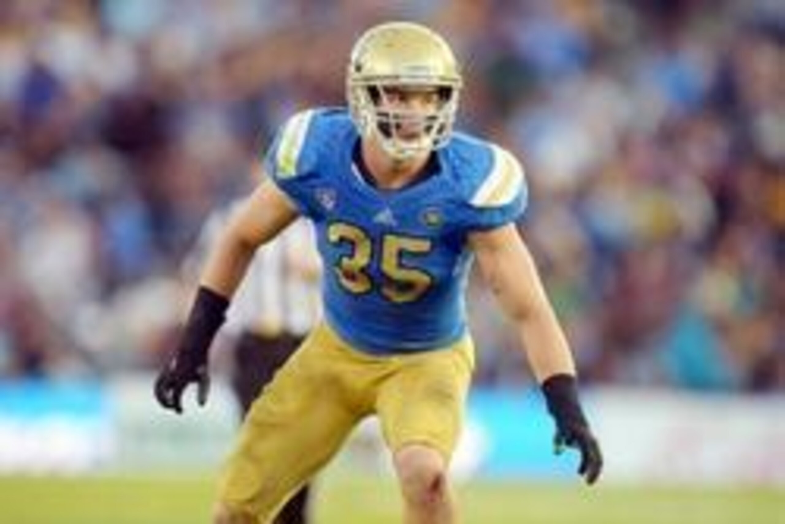 Nov 2, 2013; Pasadena, CA, USA; UCLA Bruins linebacker Jordan Zumwalt (35) during the game against the Colorado Buffaloes at Rose Bowl. UCLA defeated Colorado 45-23. Mandatory Credit: Kirby Lee-USA TODAY Sports Nov 2, 2013; Pasadena, CA, USA; UCLA Bruins linebacker Jordan Zumwalt (35) during the game against the Colorado Buffaloes at Rose Bowl. UCLA defeated Colorado 45-23. Mandatory Credit: Kirby Lee-USA TODAY Sports