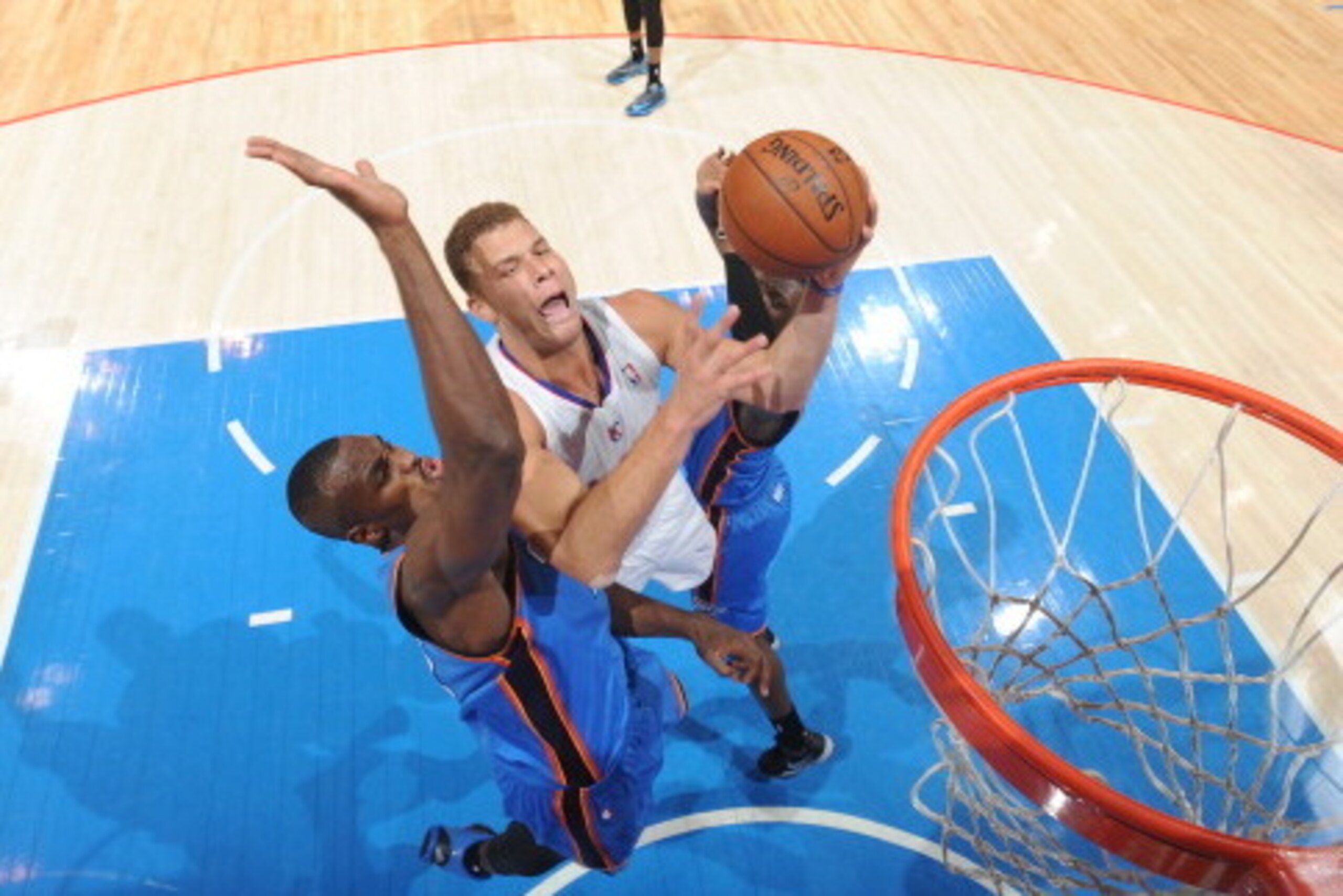 LOS ANGELES, CA - MAY 11: Blake Griffin #32 of the Los Angeles Clippers shoots against the Oklahoma City Thunder in Game Four of the Western Conference Semifinals during the 2014 NBA Playoffs at Staples Center on May 11, 2014 in Los Angeles, California. N