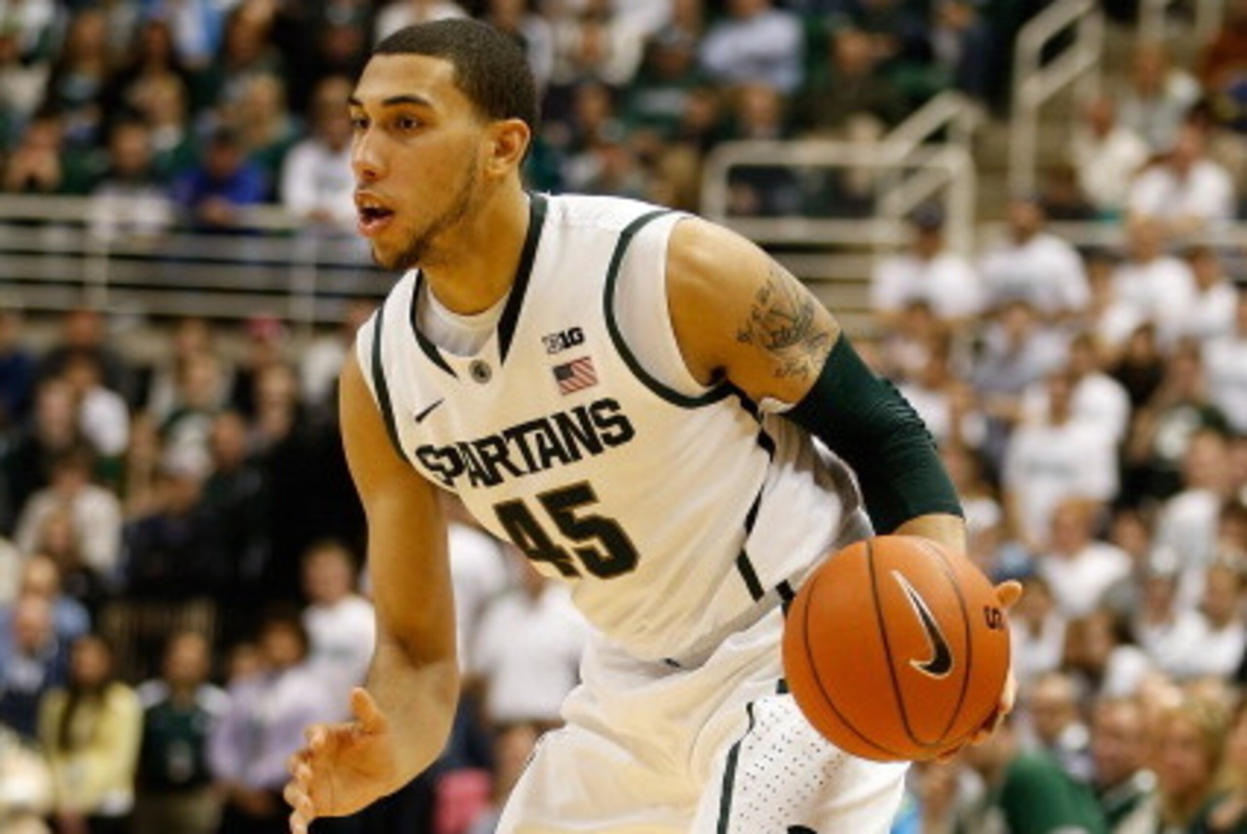 EAST LANSING, MI - NOVEMBER 20: Denzel Valentine #45 of the Michigan State Spartans dribbles the ball while playing the Boise State Broncos at the Breslin Center on November 20, 2012 in East Lansing, Michigan. (Photo by Gregory Shamus/Getty Images) EAST LANSING, MI - NOVEMBER 20: Denzel Valentine #45 of the Michigan State Spartans dribbles the ball while playing the Boise State Broncos at the Breslin Center on November 20, 2012 in East Lansing, Michigan. (Photo by Gregory Shamus/Getty Images)