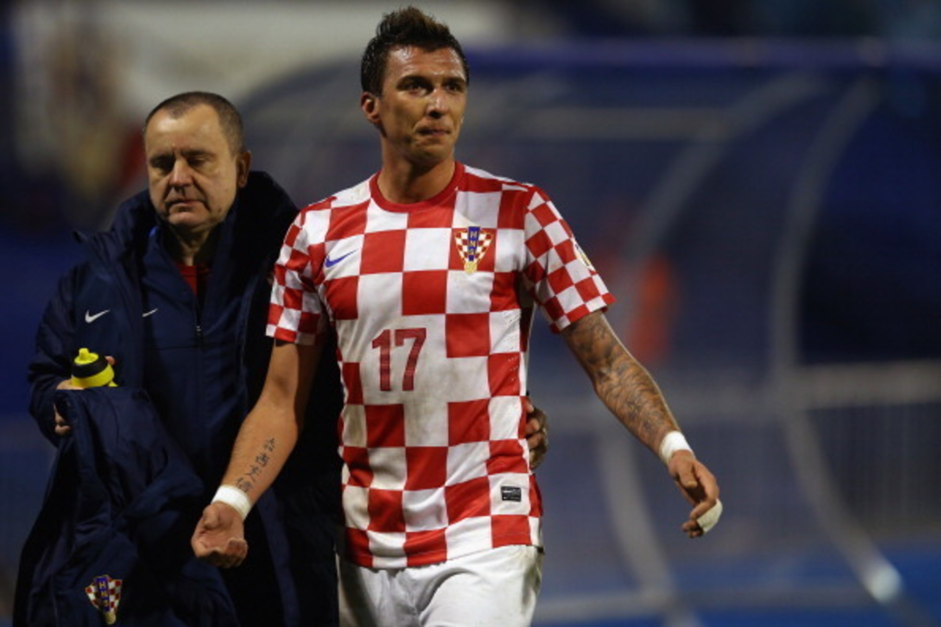 ZAGREB, CROATIA - NOVEMBER 19: Mario Mandzukic of Croatia reacts after being sent off during the FIFA 2014 World Cup Qualifier play-off second leg match between Croatia and Iceland at Maksimir Stadium on November 19, 2013 in Zagreb, Croatia.  (Photo by Al
