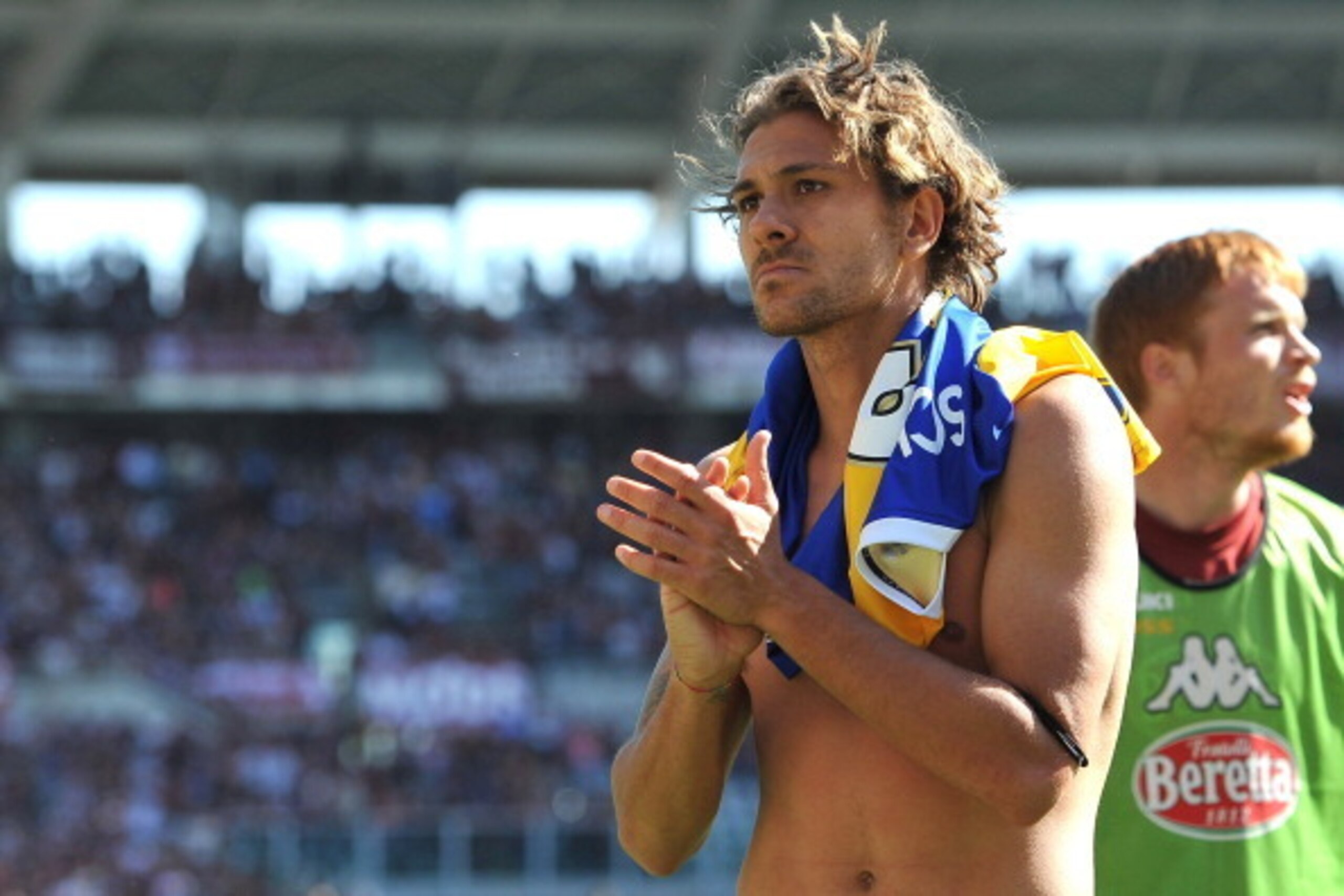 TURIN, ITALY - MAY 11: Alessio Cerci of Torino FC salutes the crowd at the end of the Serie A match between Torino FC and Parma FC at Stadio Olimpico di Torino on May 11, 2014 in Turin, Italy. (Photo by Valerio Pennicino/Getty Images) TURIN, ITALY - MAY 11: Alessio Cerci of Torino FC salutes the crowd at the end of the Serie A match between Torino FC and Parma FC at Stadio Olimpico di Torino on May 11, 2014 in Turin, Italy. (Photo by Valerio Pennicino/Getty Images)