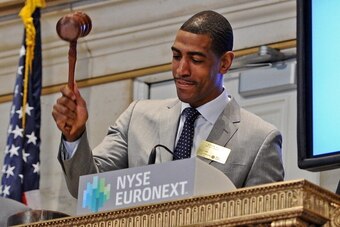 NEW YORK, NY - APRIL 10: Connecticut Huskies Men's basketball Coach Kevin Ollie bangs the closing gavel at New York Stock Exchange on April 10, 2014 in New York City.  (Photo by Maddie Meyer/Getty Images)