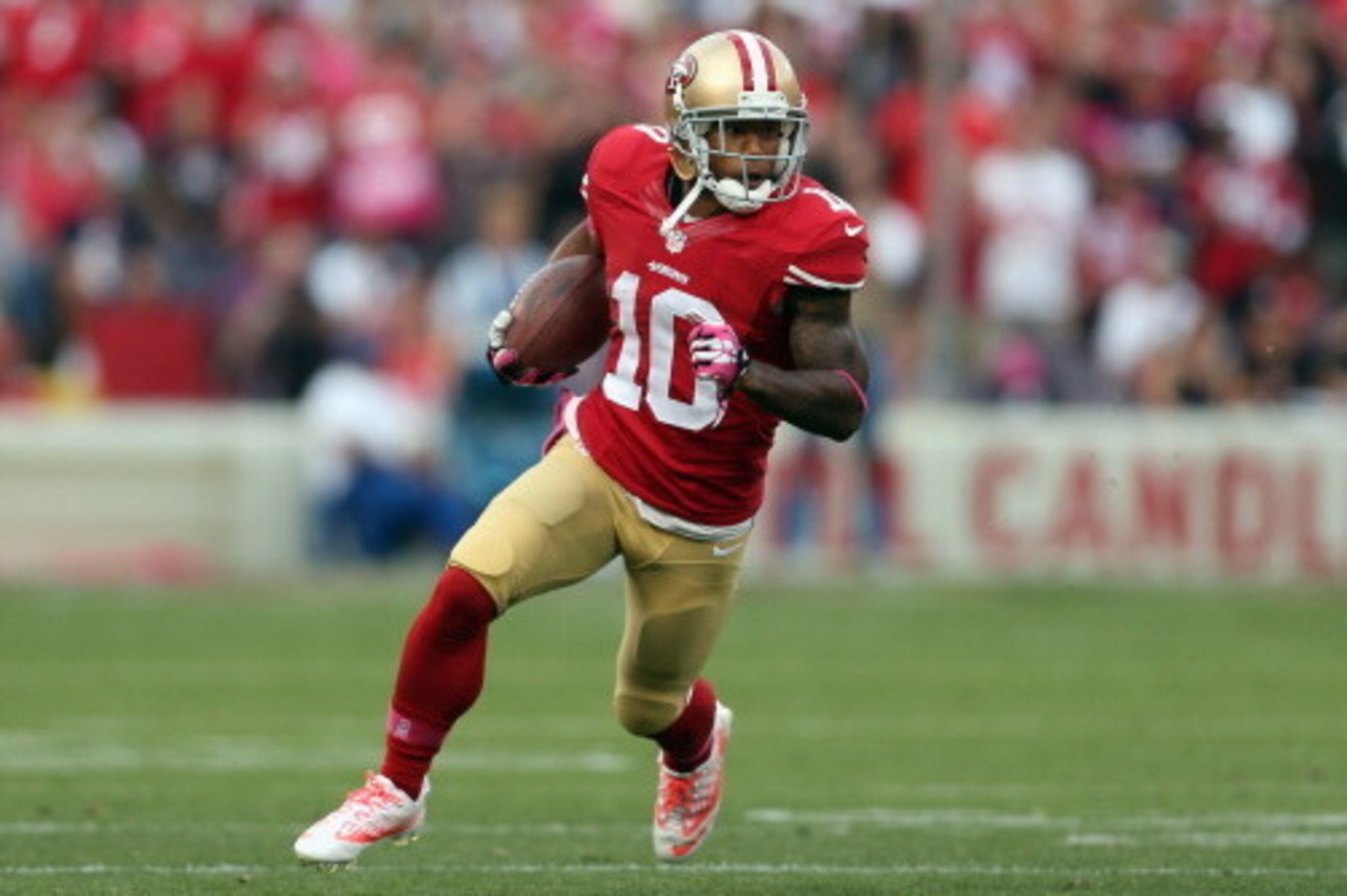 SAN FRANCISCO, CA - OCTOBER 06: Wide receiver Kyle Williams #10 of the San Francisco 49ers carries the ball against the Houston Texans at Candlestick Park on October 6, 2013 in San Francisco, California. (Photo by Jeff Gross/Getty Images) SAN FRANCISCO, CA - OCTOBER 06: Wide receiver Kyle Williams #10 of the San Francisco 49ers carries the ball against the Houston Texans at Candlestick Park on October 6, 2013 in San Francisco, California. (Photo by Jeff Gross/Getty Images)