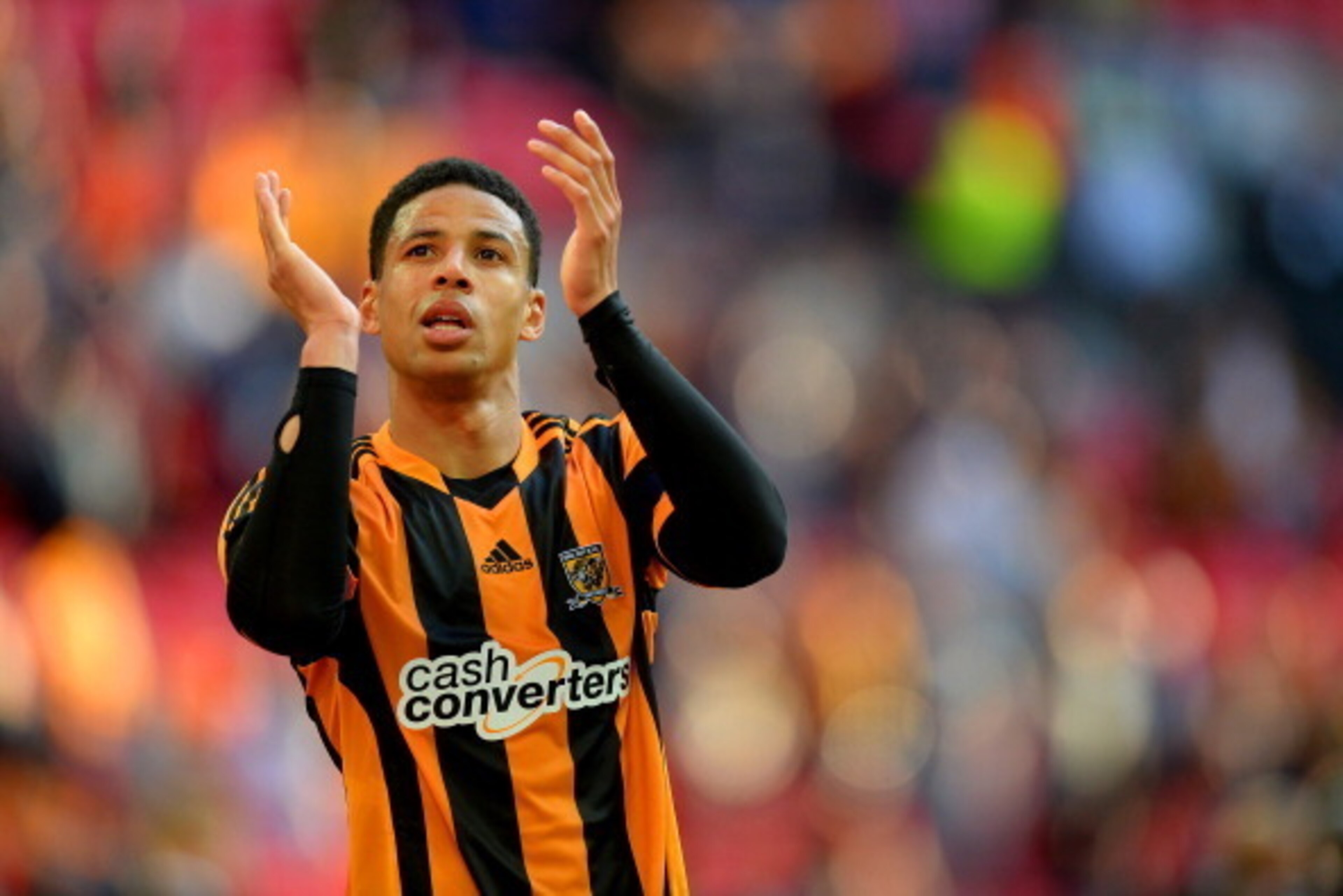 LONDON, ENGLAND - APRIL 13: Captain Curtis Davies of Hull City celebrates victory after the FA Cup with Budweiser semi-final match between Hull City and Sheffield United at Wembley Stadium on April 13, 2014 in London, England. (Photo by Mike Hewitt/Gett LONDON, ENGLAND - APRIL 13: Captain Curtis Davies of Hull City celebrates victory after the FA Cup with Budweiser semi-final match between Hull City and Sheffield United at Wembley Stadium on April 13, 2014 in London, England. (Photo by Mike Hewitt/Gett