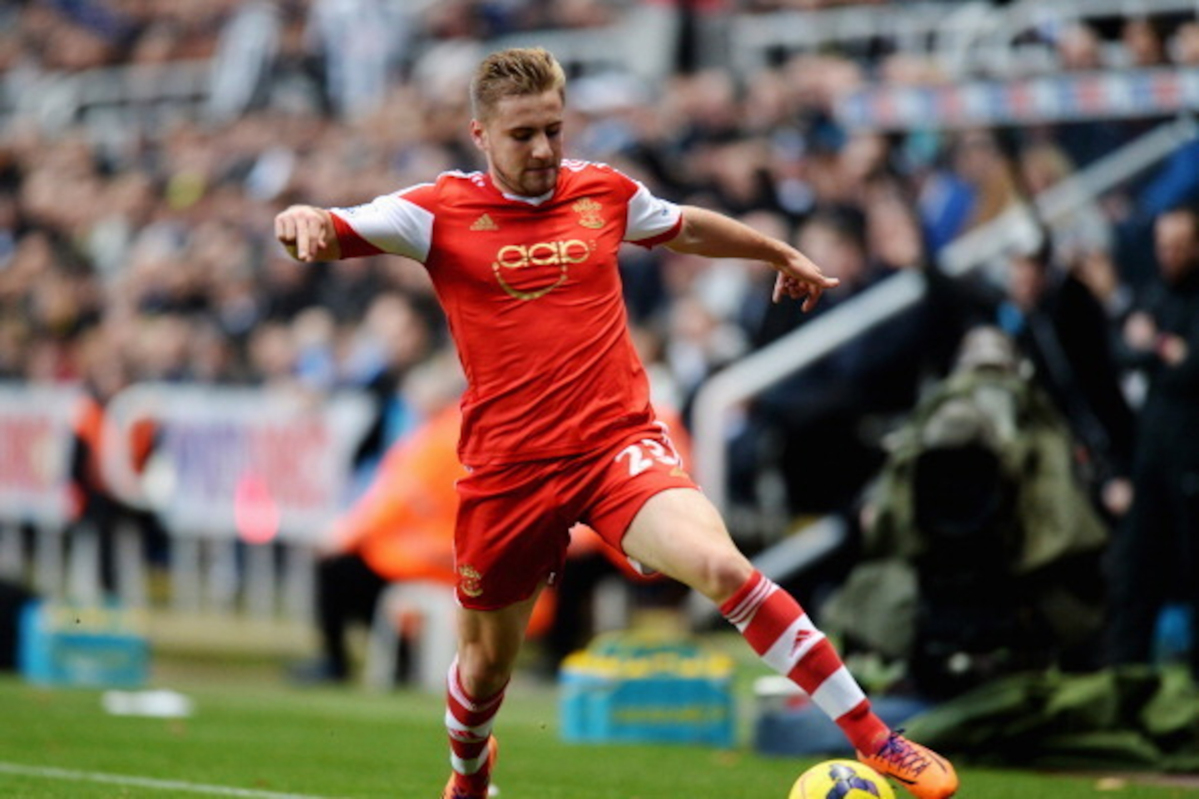 NEWCASTLE UPON TYNE, ENGLAND - DECEMBER 14: Luke Shaw of Southampton during the Barclays Premier League match between Newcastle United and Southampton at St James' Park on December 14, 2013 in Newcastle upon Tyne, England. (Photo by Tony Marshall/Getty NEWCASTLE UPON TYNE, ENGLAND - DECEMBER 14: Luke Shaw of Southampton during the Barclays Premier League match between Newcastle United and Southampton at St James' Park on December 14, 2013 in Newcastle upon Tyne, England. (Photo by Tony Marshall/Getty