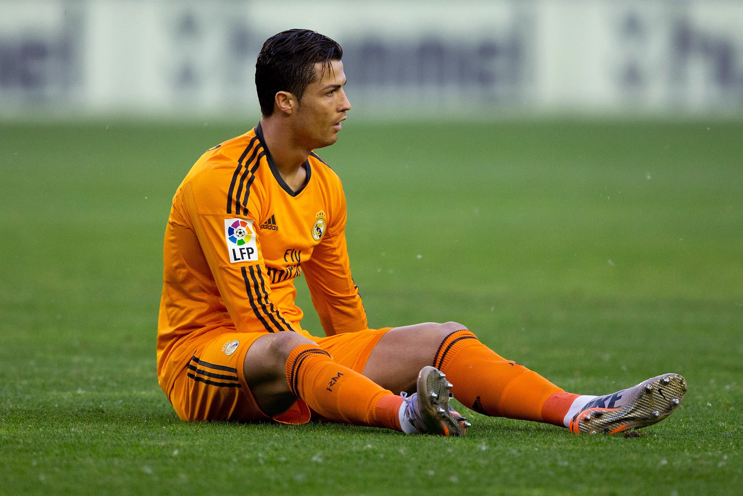 VALLADOLID, SPAIN - MAY 07: Cristiano Ronaldo of Real Madrid CF lies on the ground after being tackled during the La Liga match between Real Valladolid CF and Real Madrid CF at Estadio Jose Zorilla on May 7, 2014 in Valladolid, Spain.  (Photo by Gonzalo A