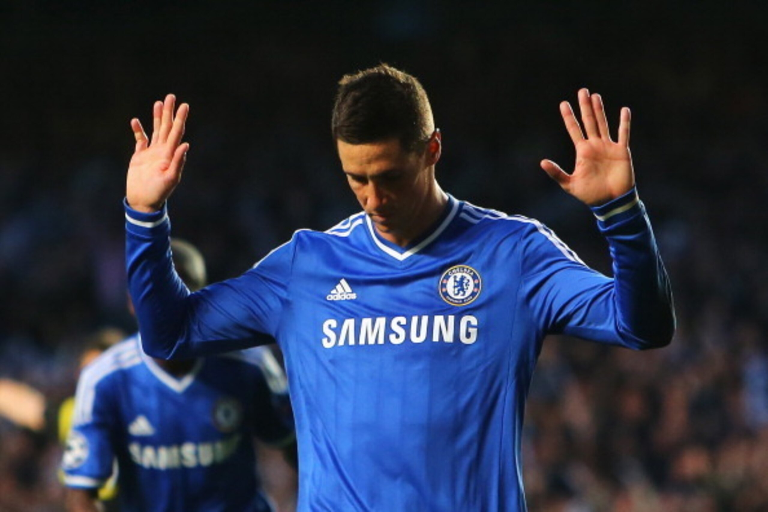 LONDON, ENGLAND - APRIL 30:  Fernando Torres of Chelsea celebrates scoring the opening goal during the UEFA Champions League semi-final second leg match between Chelsea and Club Atletico de Madrid at Stamford Bridge on April 30, 2014 in London, England.  