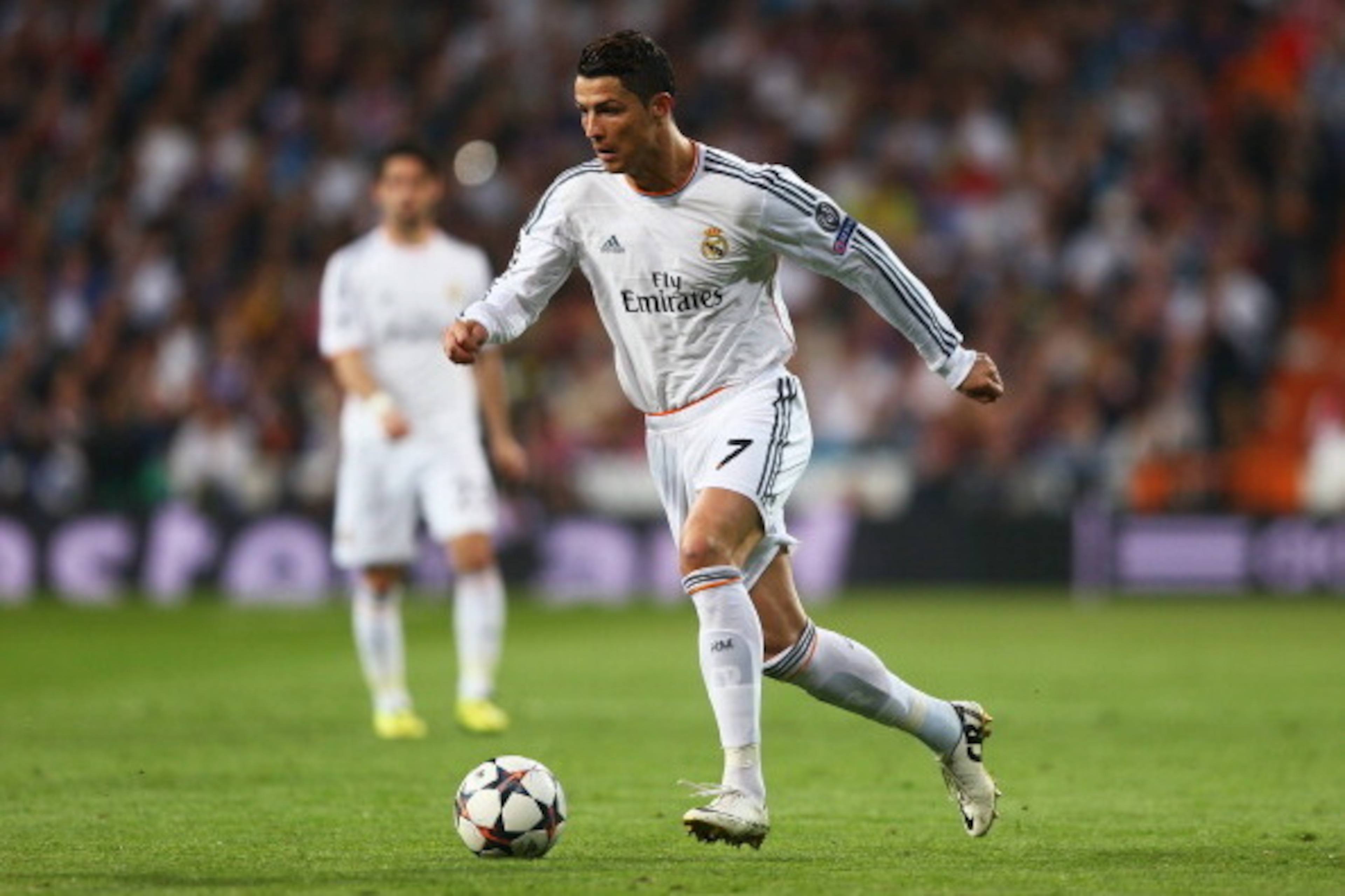 MADRID, SPAIN - APRIL 23:  Cristiano Ronaldo of Real Madrid in action during the UEFA Champions League semi-final first leg match between Real Madrid and FC Bayern Muenchen at the Estadio Santiago Bernabeu on April 23, 2014 in Madrid, Spain.  (Photo by Pa