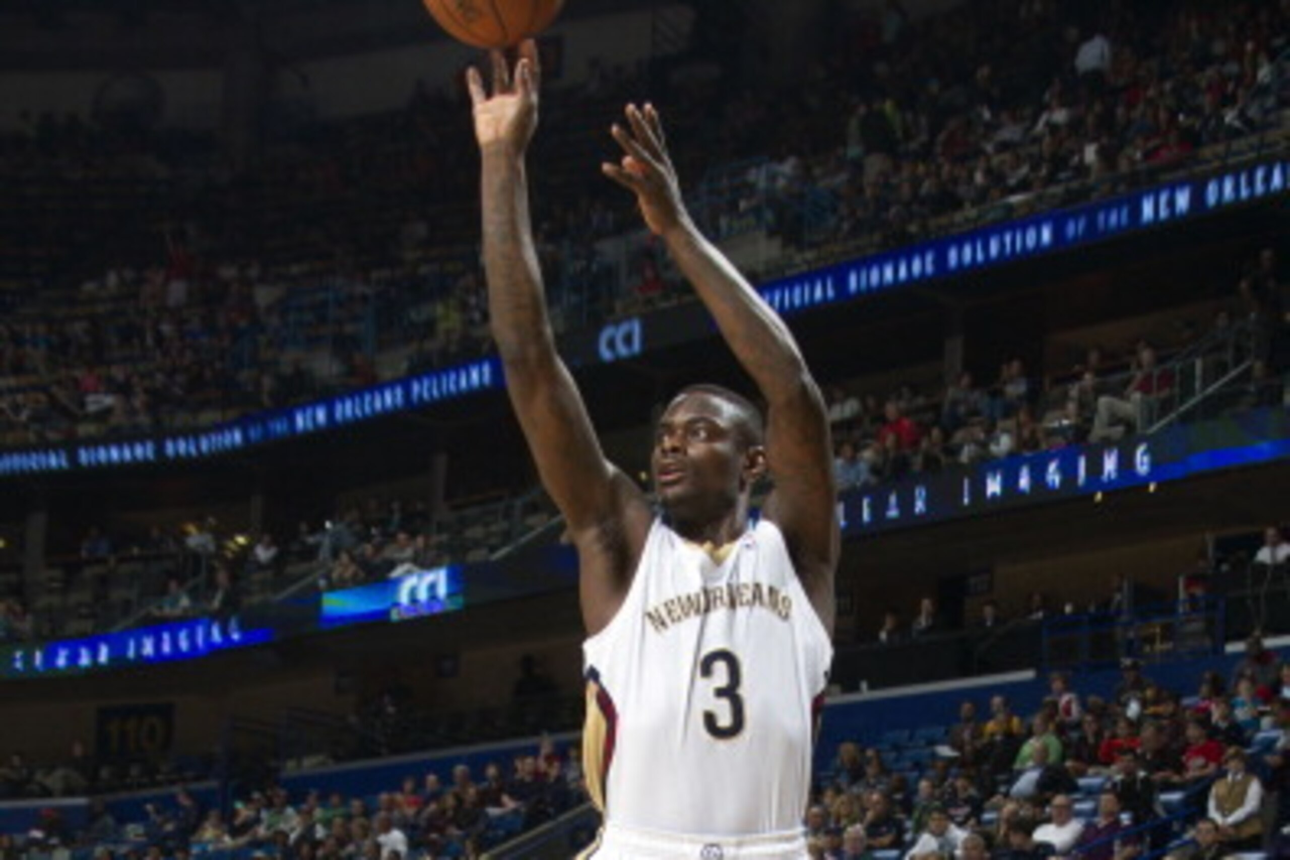 NEW ORLEANS, LA - MARCH 28: Anthony Morrow #3 of the New Orleans Pelicans shoots against the Utah Jazz on March 28, 2014 at the Smoothie King Center in New Orleans, Louisiana. NOTE TO USER: User expressly acknowledges and agrees that, by downloading and o NEW ORLEANS, LA - MARCH 28: Anthony Morrow #3 of the New Orleans Pelicans shoots against the Utah Jazz on March 28, 2014 at the Smoothie King Center in New Orleans, Louisiana. NOTE TO USER: User expressly acknowledges and agrees that, by downloading and o