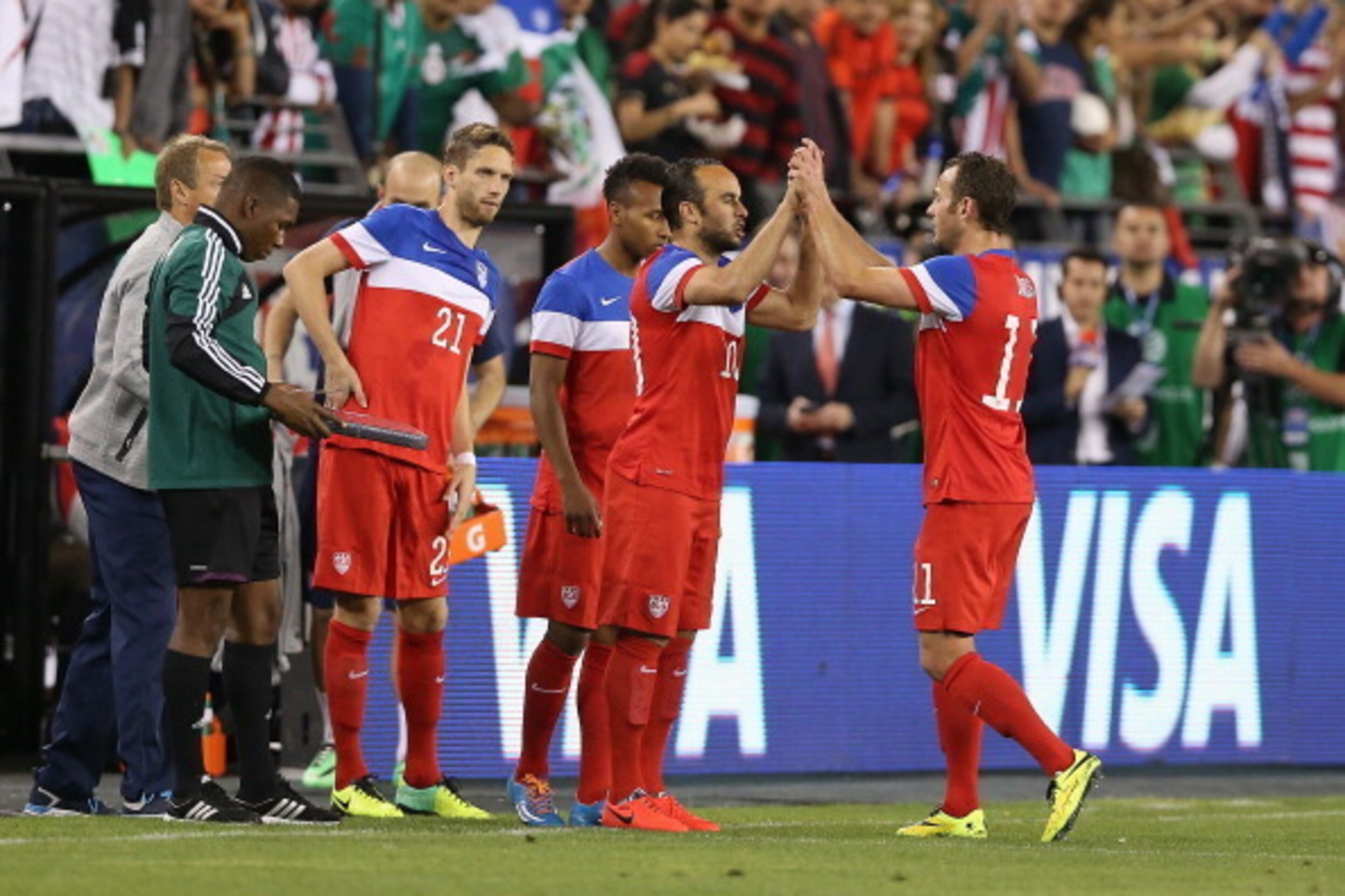 GLENDALE, AZ - APRIL 02:  Landon Donovan #10 of USA checks in during the International Friendly against Mexico at University of Phoenix Stadium on April 2, 2014 in Glendale, Arizona. Mexico and USA played to a 2-2 tie.  (Photo by Christian Petersen/Getty