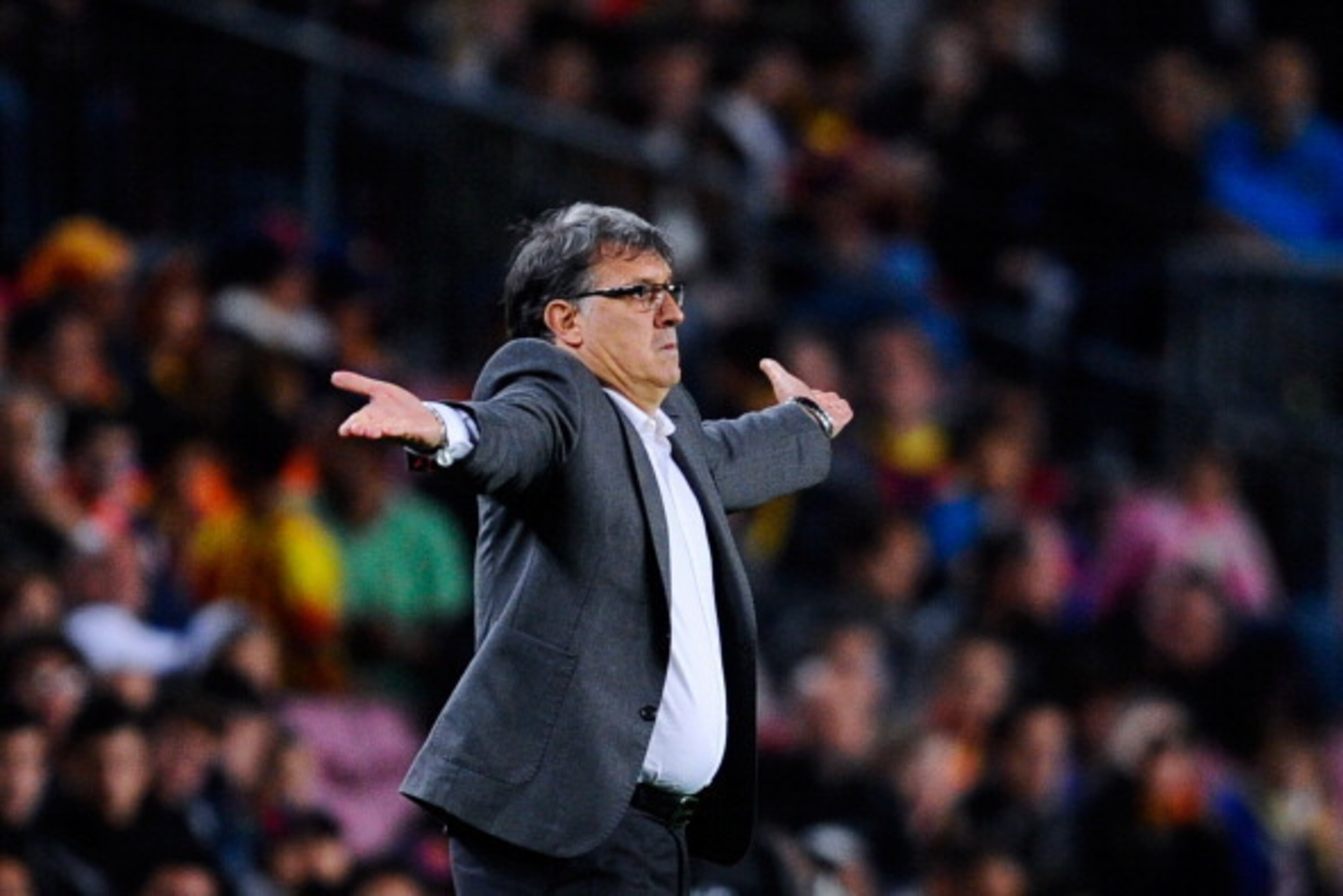 BARCELONA, SPAIN - APRIL 20:  Head coach Gerardo 'Tata' Martino of FC Barcelona reacts during the La Liga match between FC Barcelona and Athletic Club at Camp Nou on April 20, 2014 in Barcelona, Spain.  (Photo by David Ramos/Getty Images)