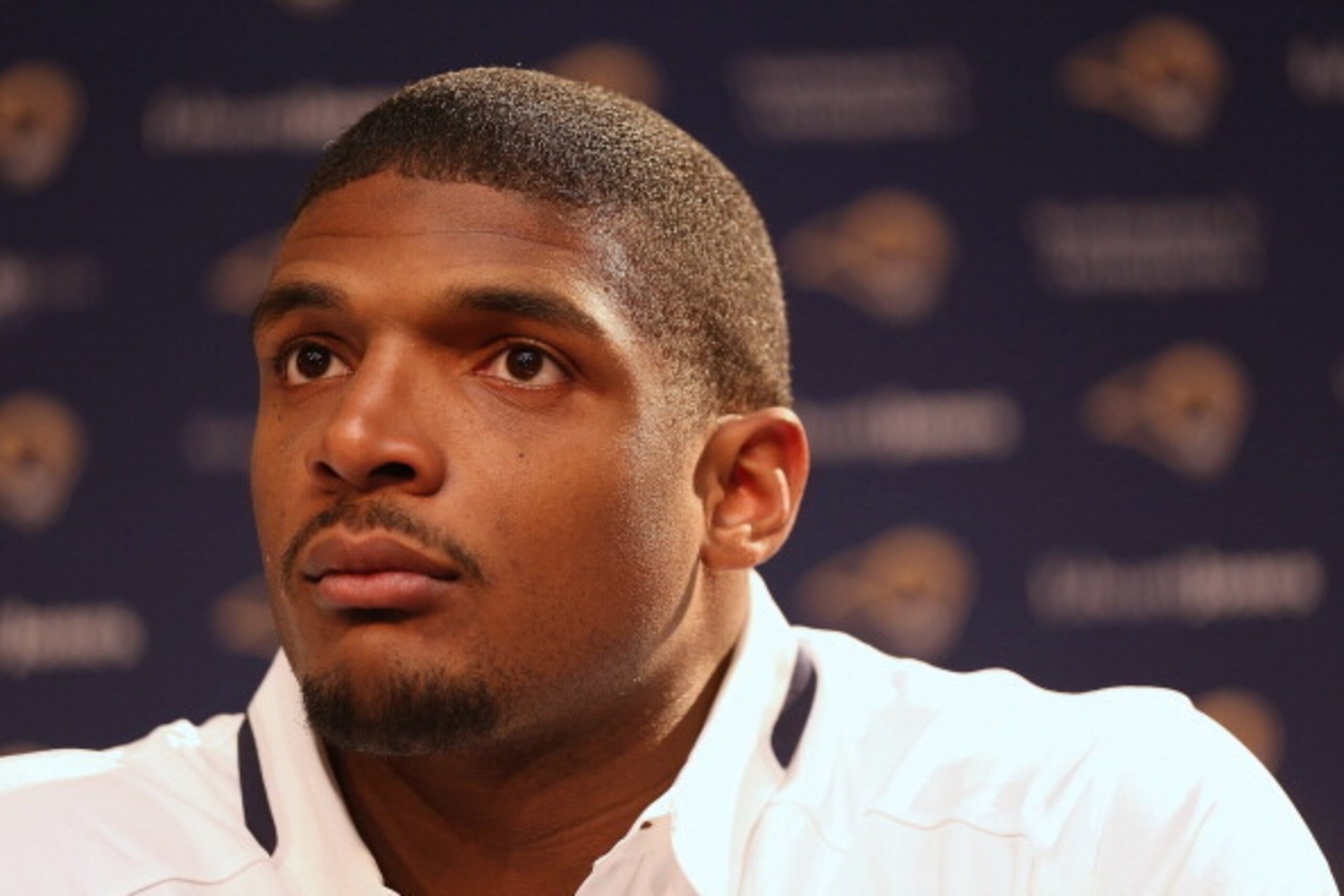 EARTH CITY, MO - MAY 13: St. Louis Rams draft pick Michael Sam addresses the media during a press conference at Rams Park on May 13, 2014 in Earth City, Missouri.  (Photo by Dilip Vishwanat/Getty Images)