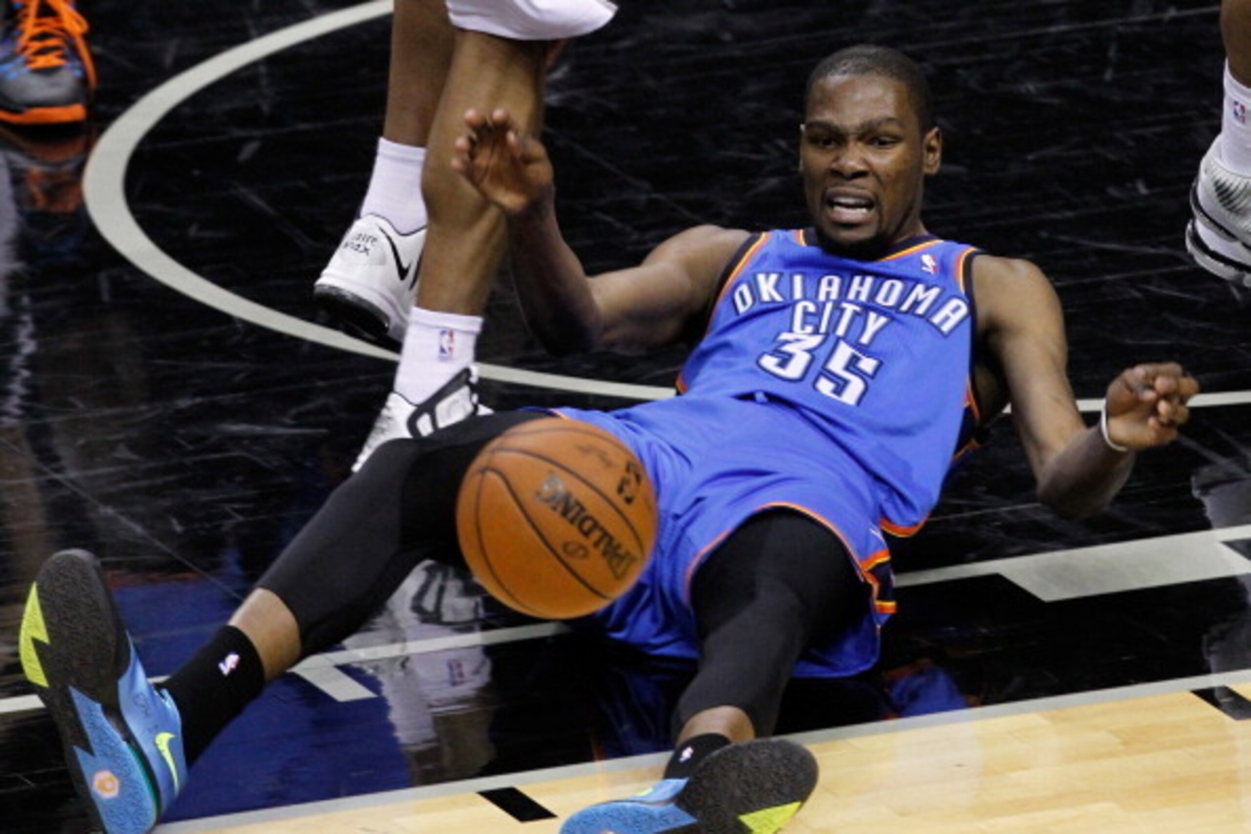 SAN ANTONIO, TX - MAY 19:  Kevin Durant #35 of the Oklahoma City Thunder reacts in the first half while taking on the San Antonio Spurs in Game One of the Western Conference Finals during the 2014 NBA Playoffs at AT&T Center on May 19, 2014 in San Antonio