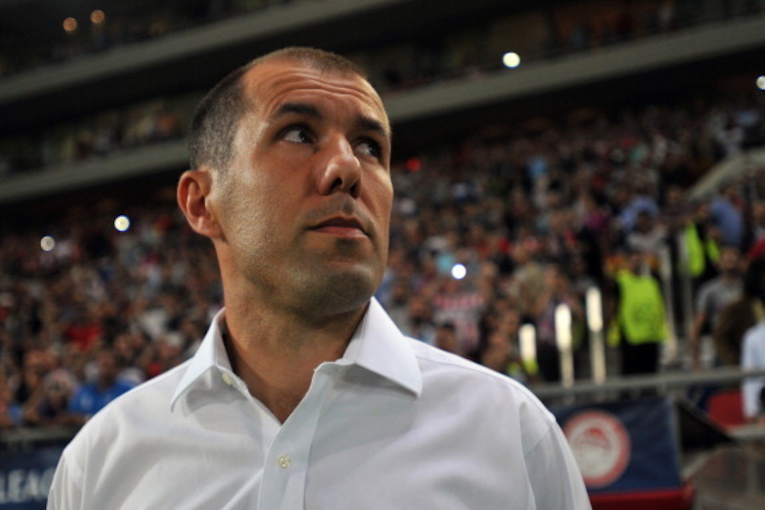 PIRAEUS, GREECE - SEPTEMBER 18:  Leonardo Jardim, coach of Olympiacos FC during the UEFA Champions League group stage match between Olympiacos FC and FC Schalke 04 at the Karaiskakis Stadium on September 18, 2012 in Piraeus, Greece. (Photo by Dimitri Mess