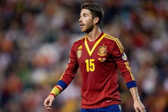 ALBACETE, SPAIN - OCTOBER 15:  Sergio Ramos of Spain gives instructions to their teammates during the FIFA 2014 World Cup Qualifier match between Spain and Georgia at Carlos Belmonte stadium on October 15, 2013 in Albacete, Spain.  (Photo by Gonzalo Arroy