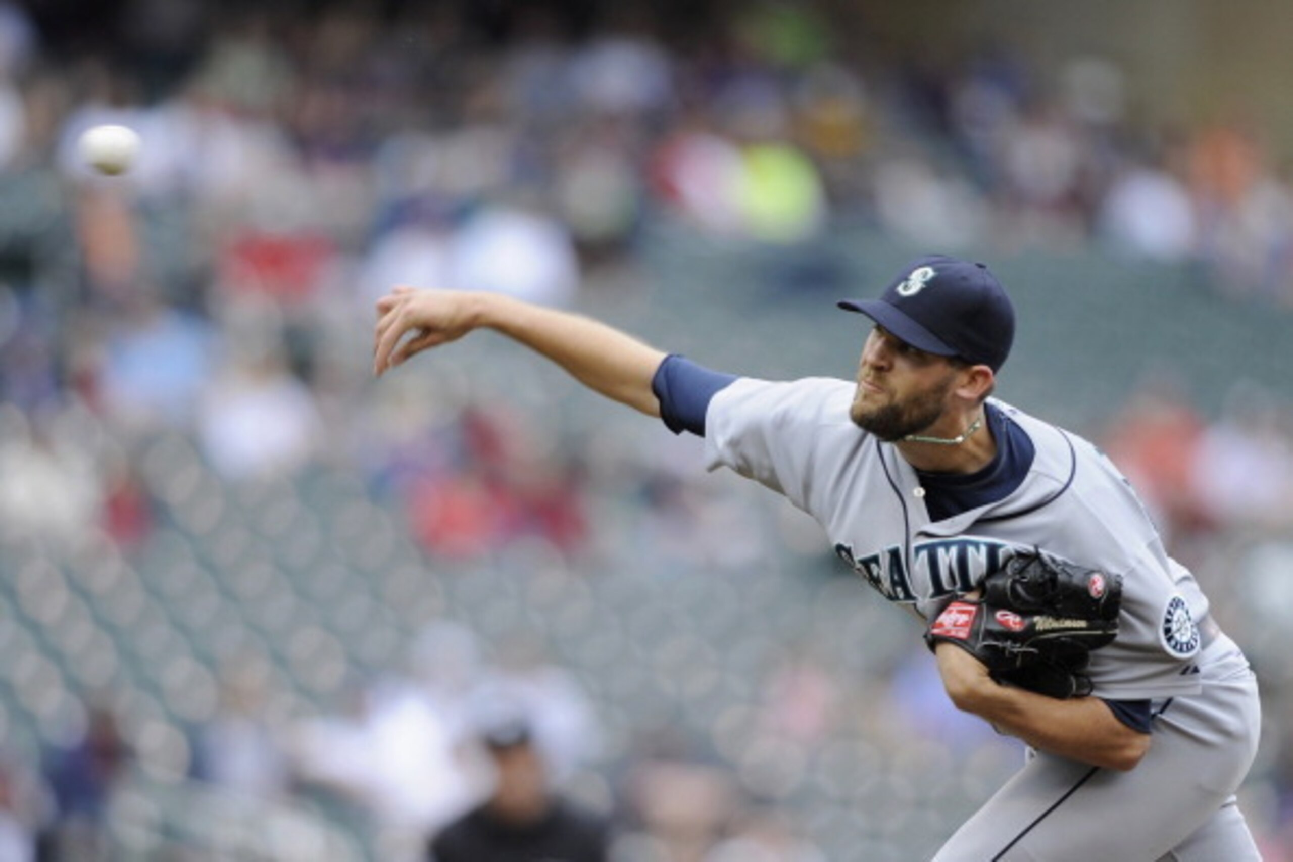 MINNEAPOLIS, MN - JUNE 1: Tom Wilhelmsen #54 of the Seattle Mariners delivers a pitch against the Minnesota Twins during the ninth inning of the game on June 1, 2013 at Target Field in Minneapolis, Minnesota. The Twins defeated the Mariners 5-4. (Photo by