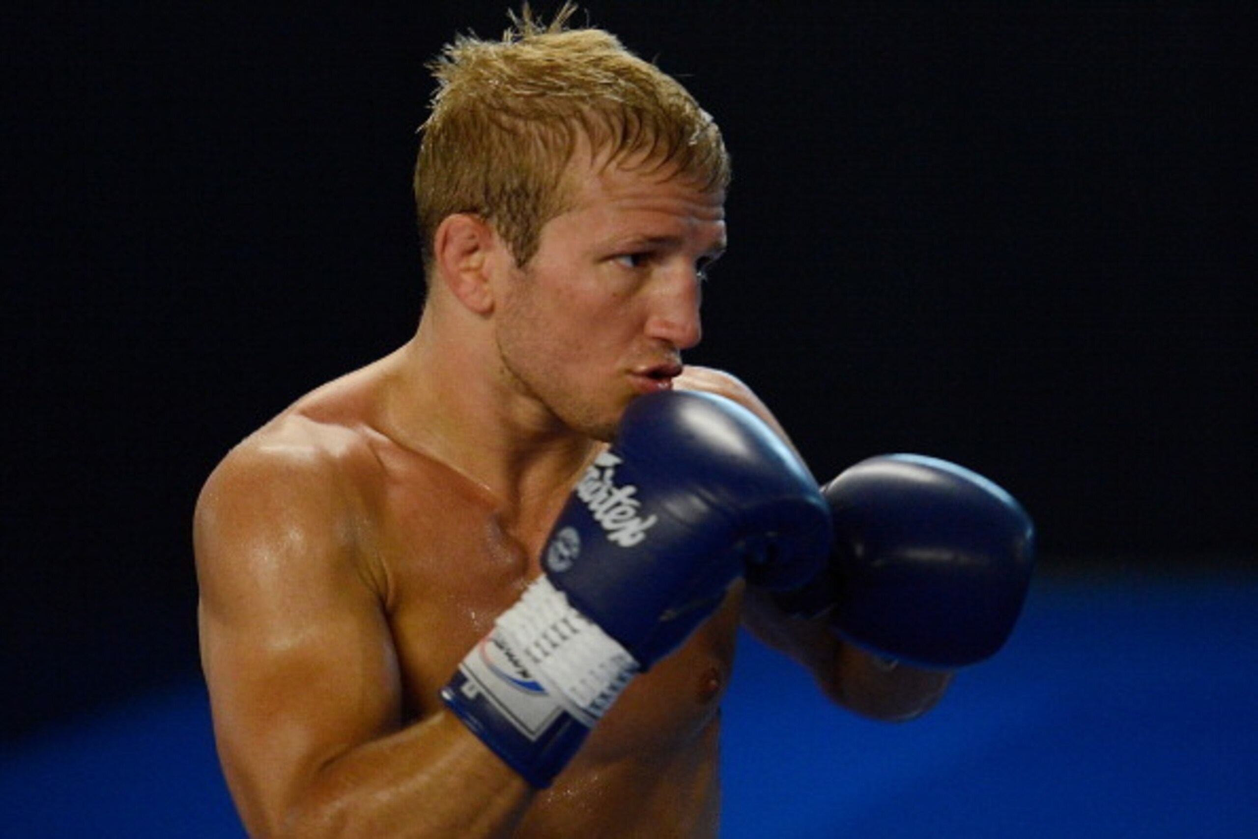 SACRAMENTO, CA - JUNE 26:  T.J. Dillashaw works out for the media during the Team Alpha Male Media Open Workout at Ultimate Fitness Gym on June 26, 2012 in Sacramento, California.  (Photo by Thearon W. Henderson/Getty Images)