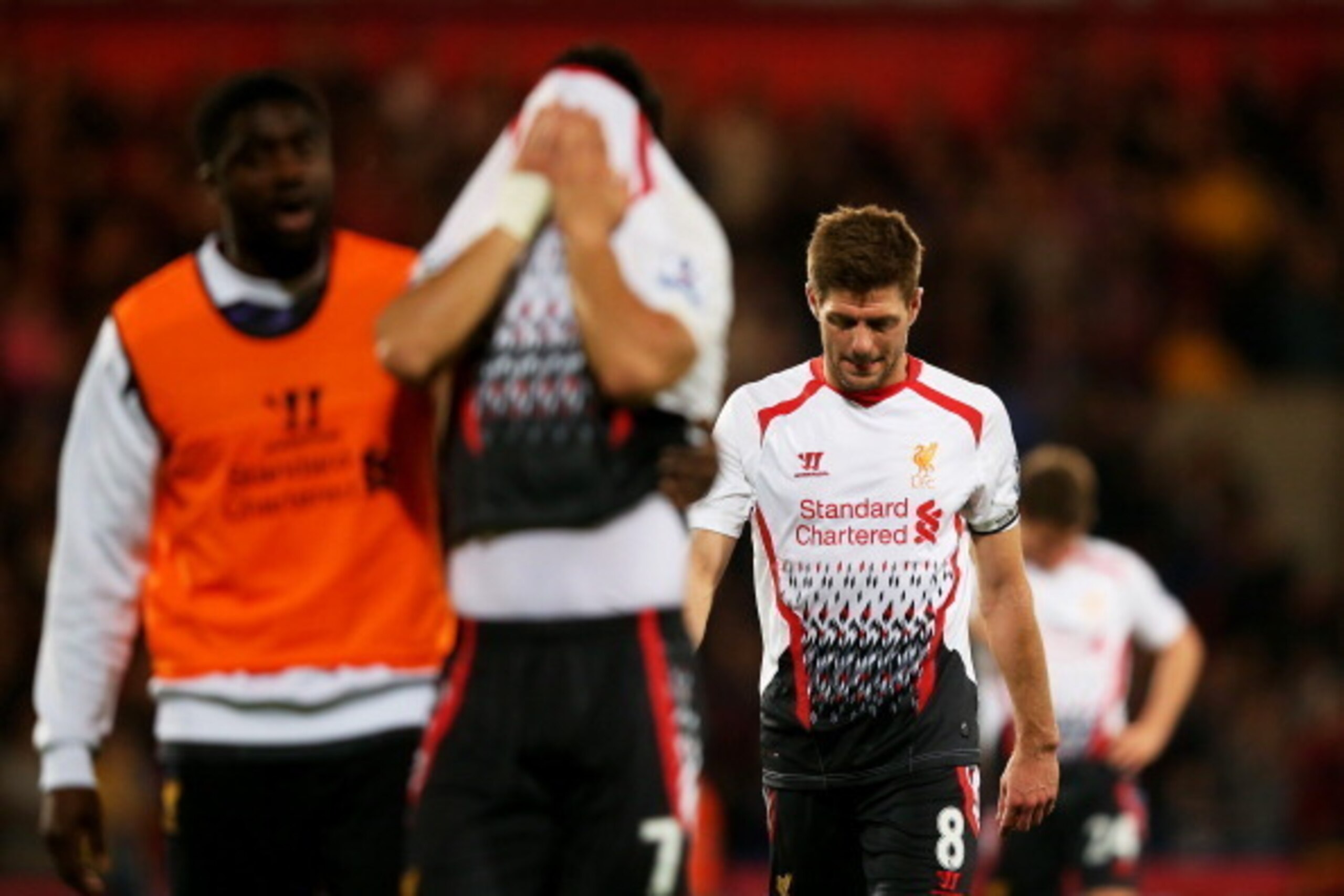 LONDON, ENGLAND - MAY 05:  A dejected Steven Gerrard of Liverpool walks off the pitch following his team's 3-3 draw during the Barclays Premier League match between Crystal Palace and Liverpool at Selhurst Park on May 5, 2014 in London, England.  (Photo b