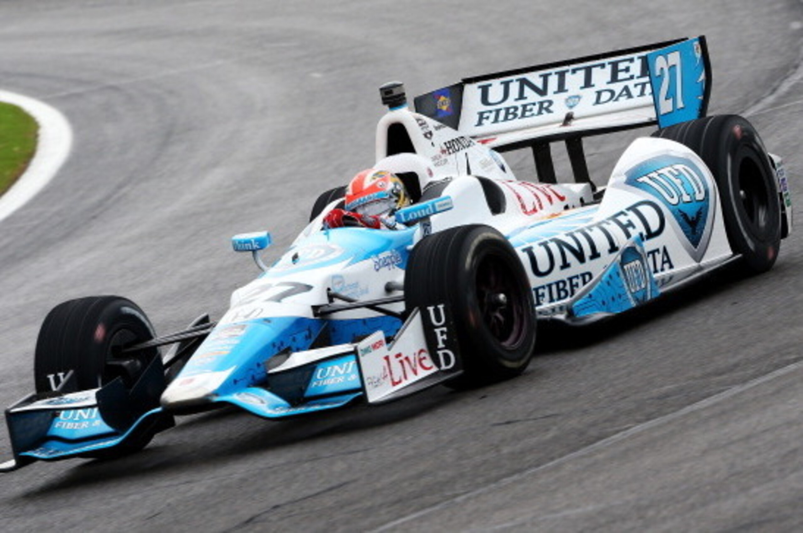 BIRMINGHAM, AL - APRIL 27:  James Hinchcliffe of Canada, drives the #27 Andretti Autosport Dallara Honda during the Honda Indy Car Grand Prix of Alabama at Barber Motorsports Park on April 27, 2014 in Birmingham, Alabama.  (Photo by Nick Laham/Getty Image