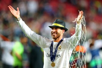 LISBON, PORTUGAL - MAY 24:  Sergio Ramos of Real Madrid celebrates during the UEFA Champions League Final between Real Madrid and Atletico de Madrid at Estadio da Luz on May 24, 2014 in Lisbon, Portugal.  (Photo by Alex Livesey/Getty Images)