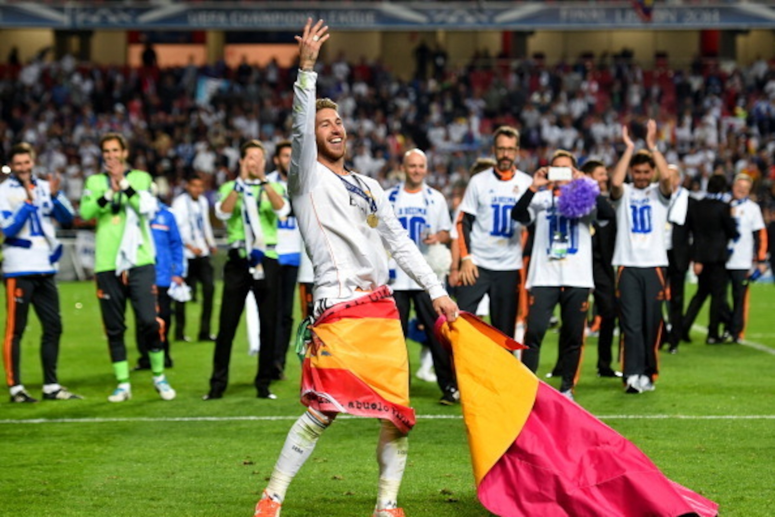 LISBON, PORTUGAL - MAY 24:  Sergio Ramos of Real Madrid celebrates victory during the UEFA Champions League Final between Real Madrid and Atletico de Madrid at Estadio da Luz on May 24, 2014 in Lisbon, Portugal.  (Photo by Shaun Botterill/Getty Images)
