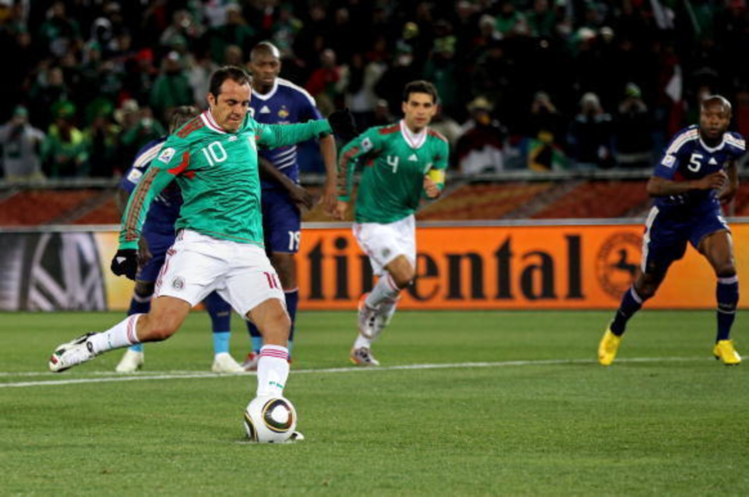 POLOKWANE, SOUTH AFRICA - JUNE 17:  Cuauhtemoc Blanco of Mexico converts a penalty for his team's second goal during the 2010 FIFA World Cup South Africa Group A match between France and Mexico at the Peter Mokaba Stadium on June 17, 2010 in Polokwane, So