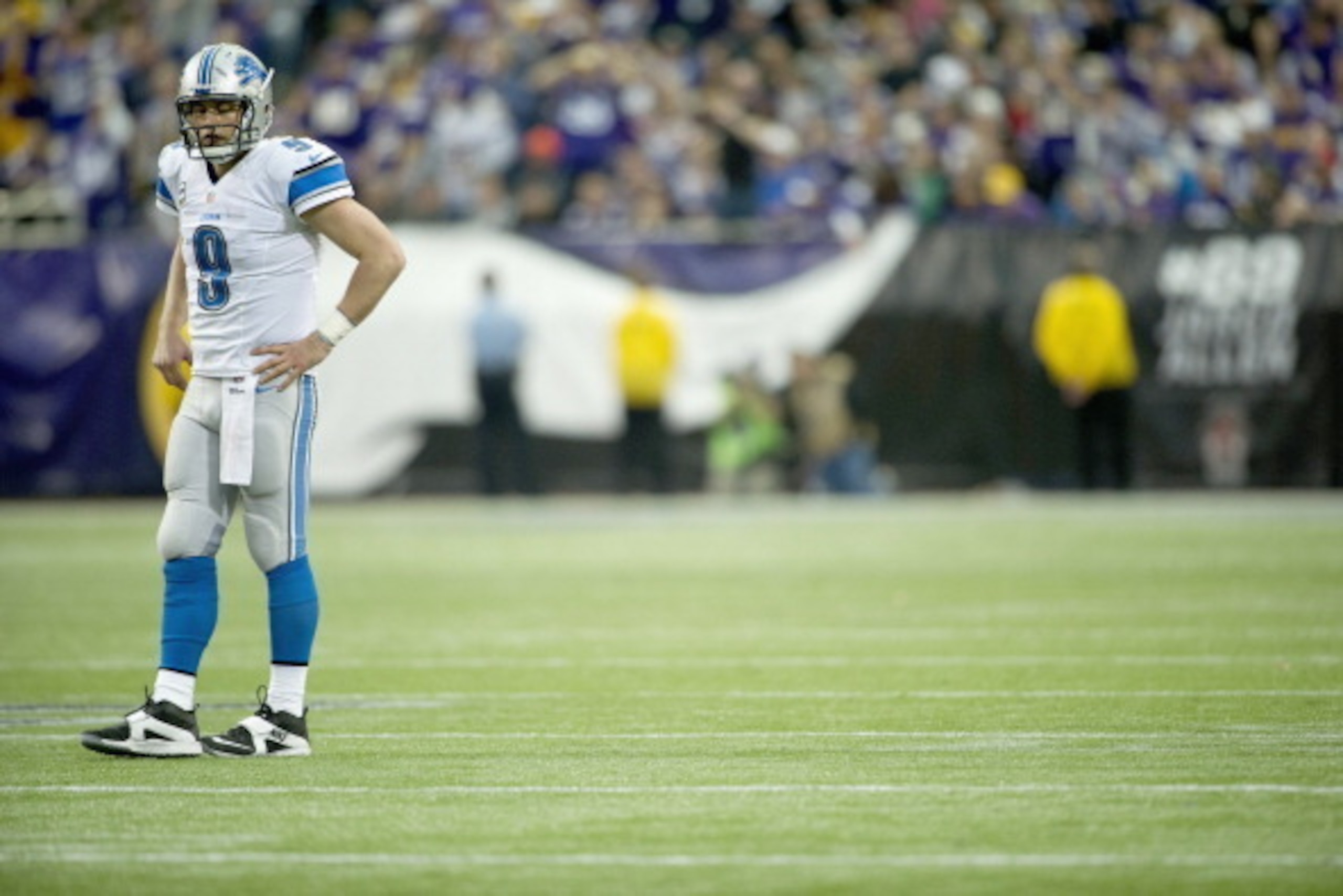 MINNEAPOLIS, MN - DECEMBER 29: Matthew Stafford #9 of the Detroit Lions looks on during the game against the Minnesota Vikings on December 29, 2013 at Mall of America Field at the Hubert H. Humphrey Metrodome in Minneapolis, Minnesota. (Photo by Hannah Fo