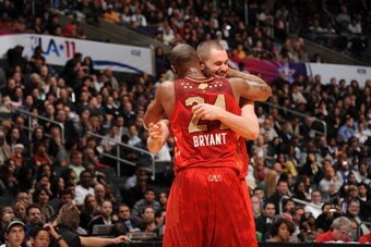 LOS ANGELES, CA - FEBRUARY 20:  Kevin Love #42 and Kobe Bryant #24 of the Western Conference All-Stars hug after helping their team defeat the Eastern Conference All-Stars in the 2011 NBA All-Star Game at Staples Center on February 20, 2011 in Los Angeles