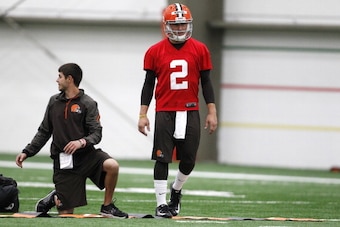 BEREA, OH - MAY 17:  Cleveland Browns draft pick Johnny Manziel #2 works out during the Cleveland Browns rookie minicamp on May 17, 2014 at the Browns training  facility in Berea, Ohio.  (Photo by David Maxwell/Getty Images)
