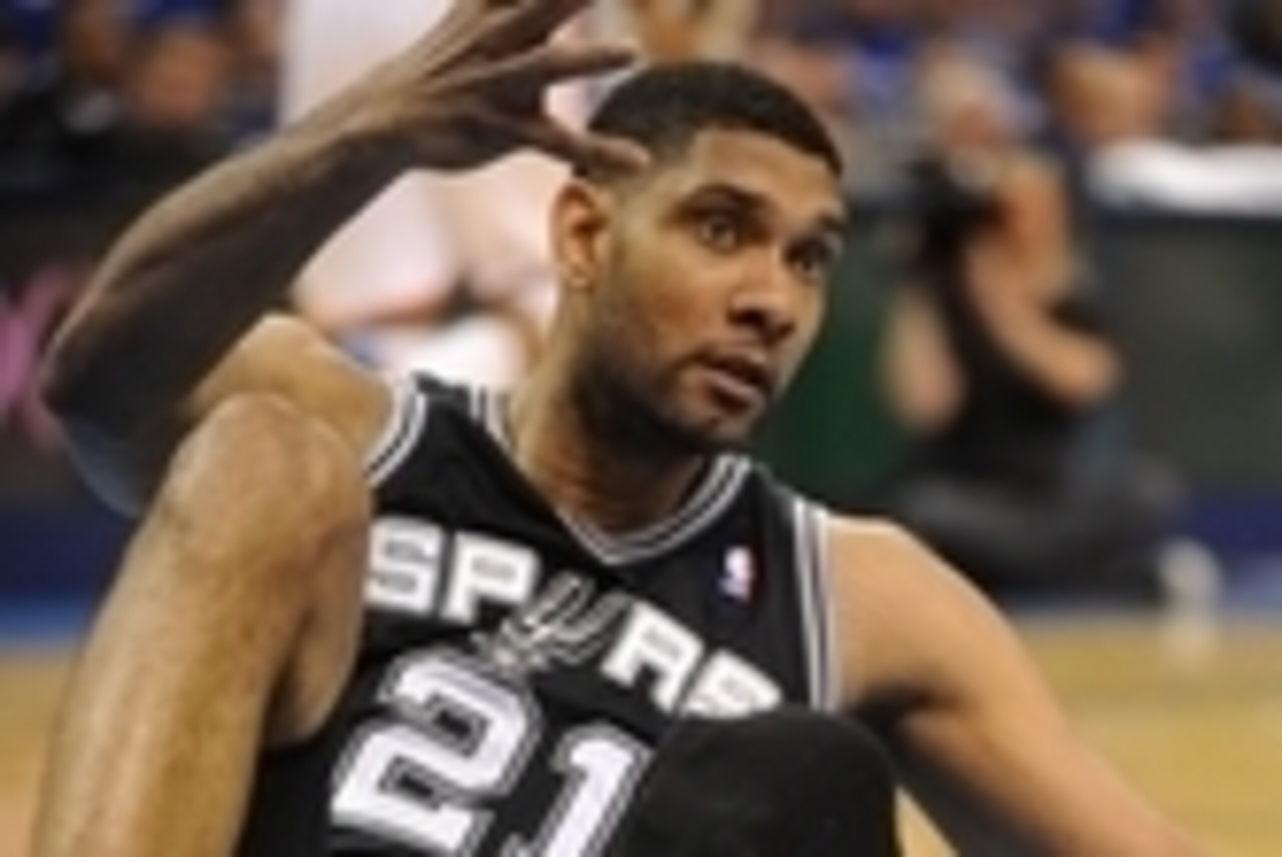 May 25, 2014; Oklahoma City, OK, USA; San Antonio Spurs forward Tim Duncan (21) reacts to a play against the Oklahoma City Thunder during the third quarter in game three of the Western Conference Finals of the 2014 NBA Playoffs at Chesapeake Energy Arena. May 25, 2014; Oklahoma City, OK, USA; San Antonio Spurs forward Tim Duncan (21) reacts to a play against the Oklahoma City Thunder during the third quarter in game three of the Western Conference Finals of the 2014 NBA Playoffs at Chesapeake Energy Arena.