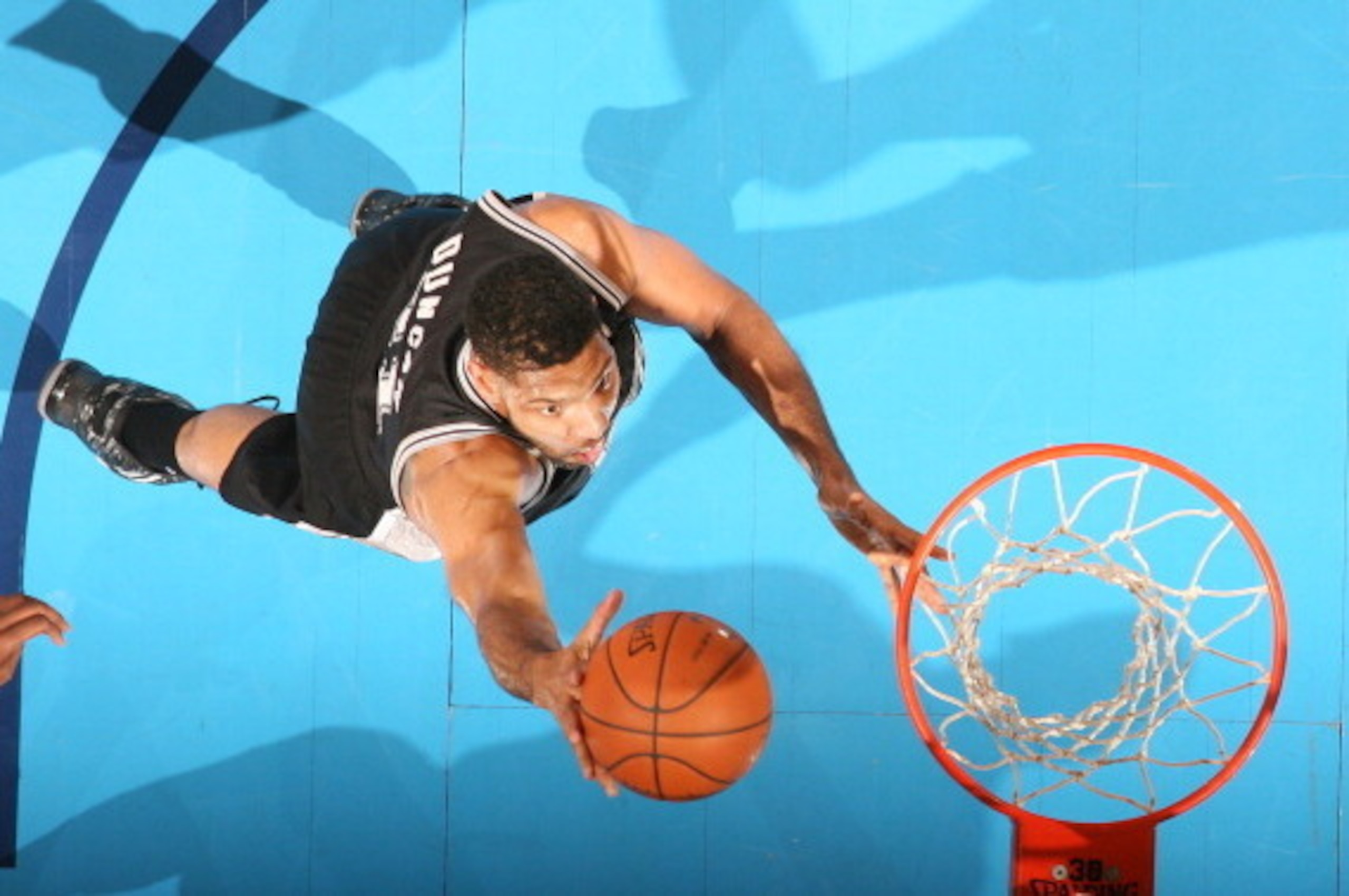 OKLAHOMA CITY, OK  MAY 27: Tim Duncan #21 of the San Antonio Spurs shoots against the Oklahoma City Thunder in Game Four of the Western Conference Finals during the 2014 NBA Playoffs on May 27, 2014 at the Chesapeake Energy Arena in Oklahoma City, Oklahom