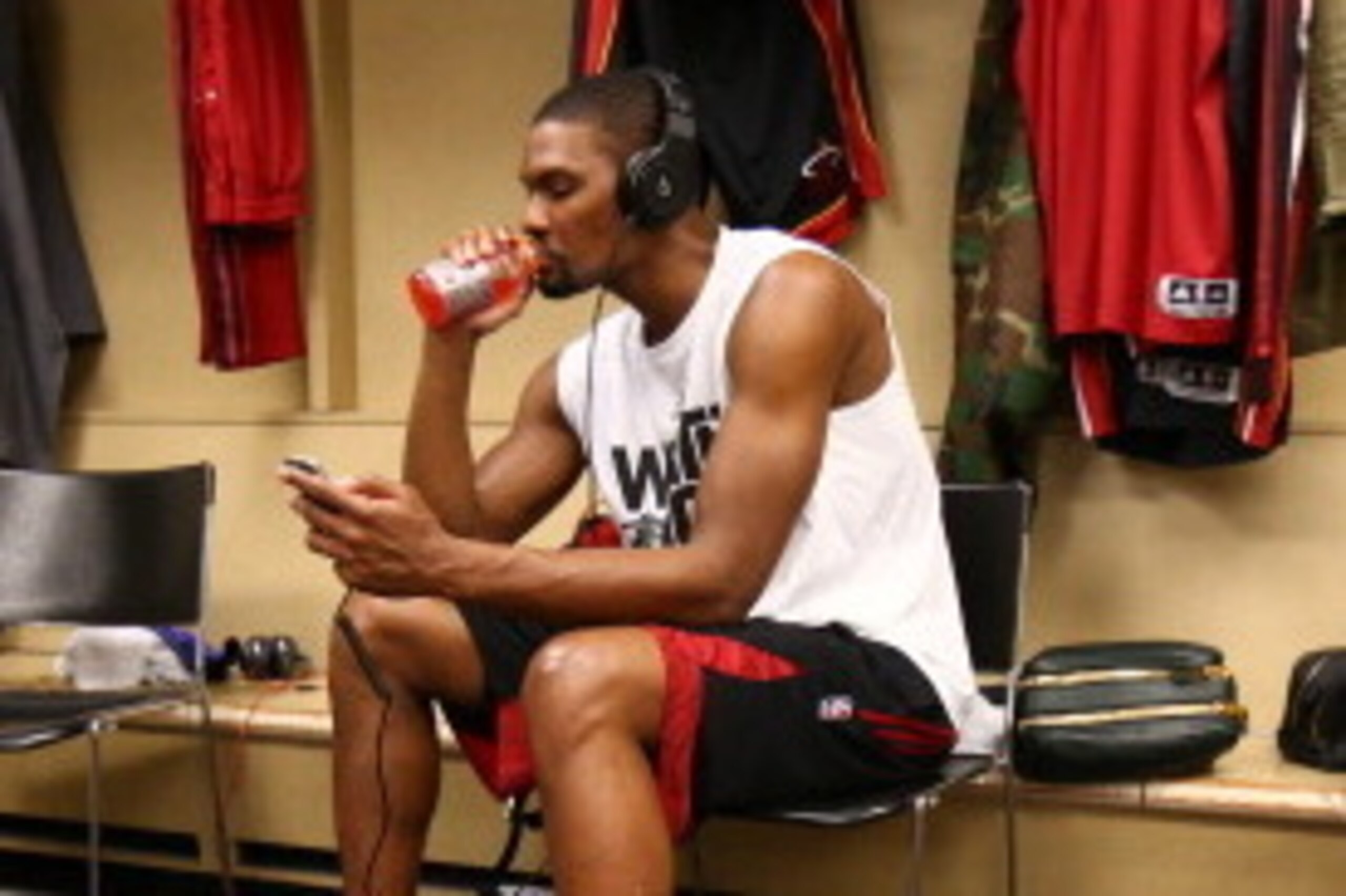 INDIANAPOLIS, IN - MAY 28: Chris Bosh #1 of the Miami Heat before the game against the Indiana Pacers in Game Five of the Eastern Conference Finals during the 2014 NBA Playoffs on May 28, 2014 at Bankers Life Fieldhouse, Indianapolis, IN. NOTE TO USER: Us
